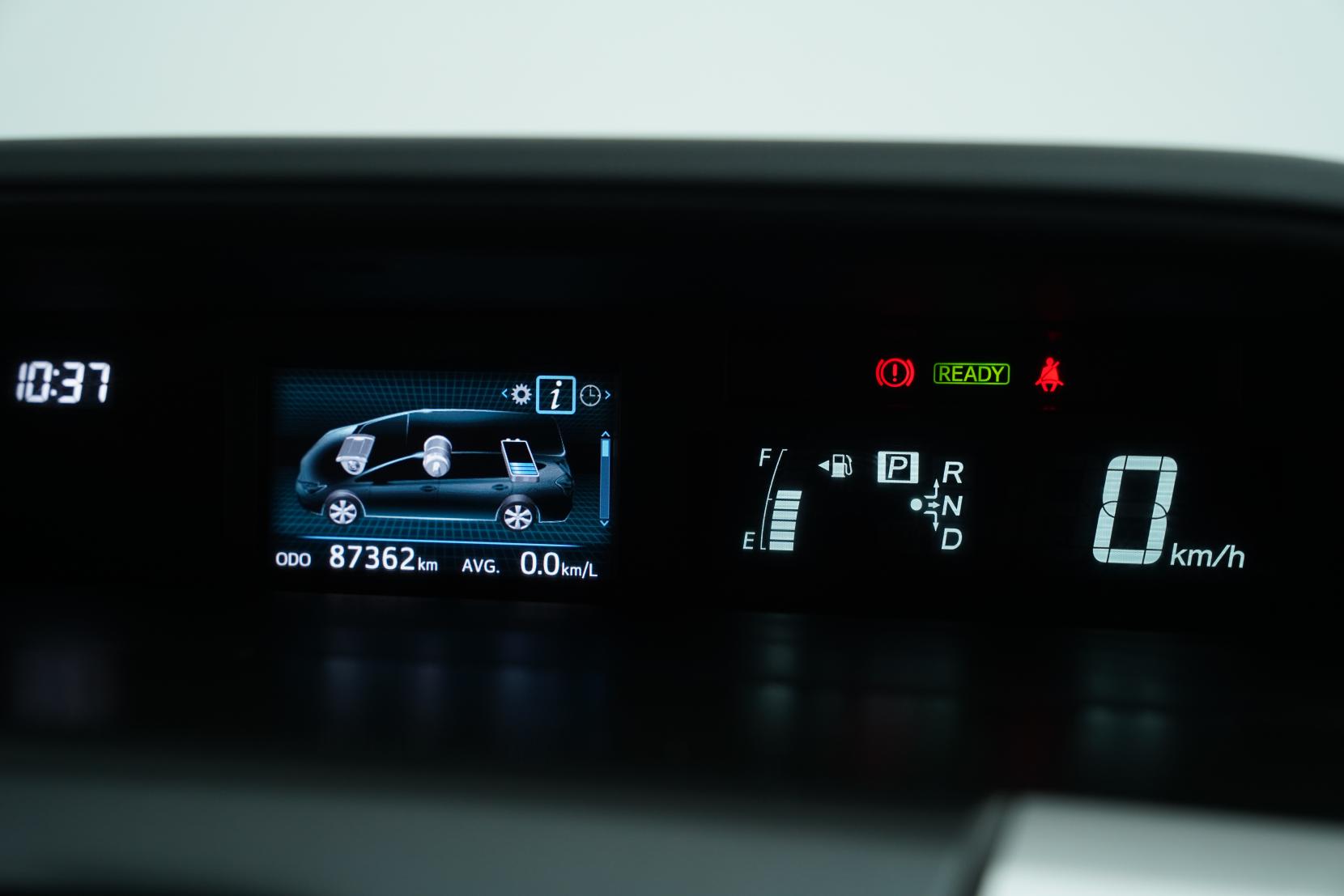 Toyota Prius Alpha G 7 Seater