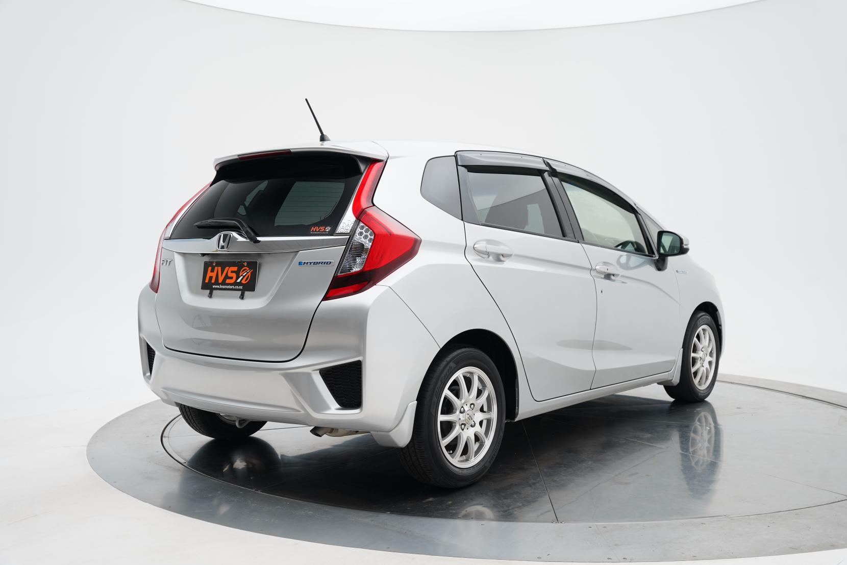 Honda Fit 1.5 Hybrid L PACKAGE