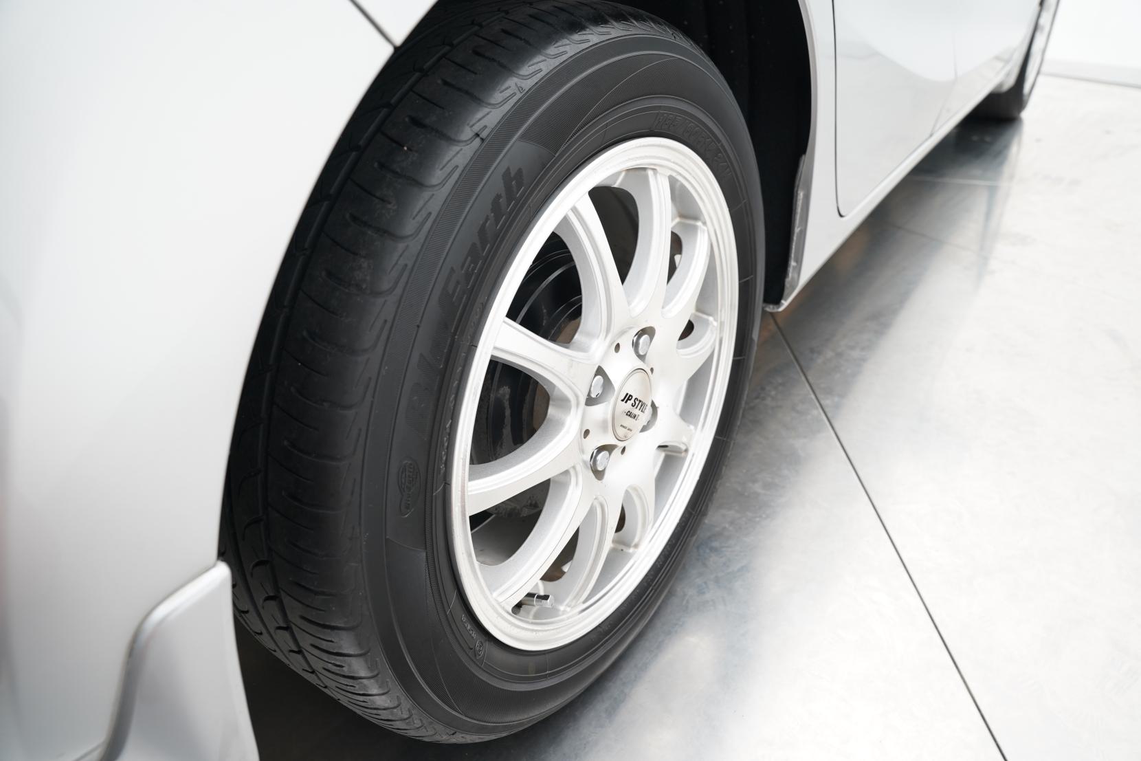 Honda Fit 1.5 Hybrid L PACKAGE