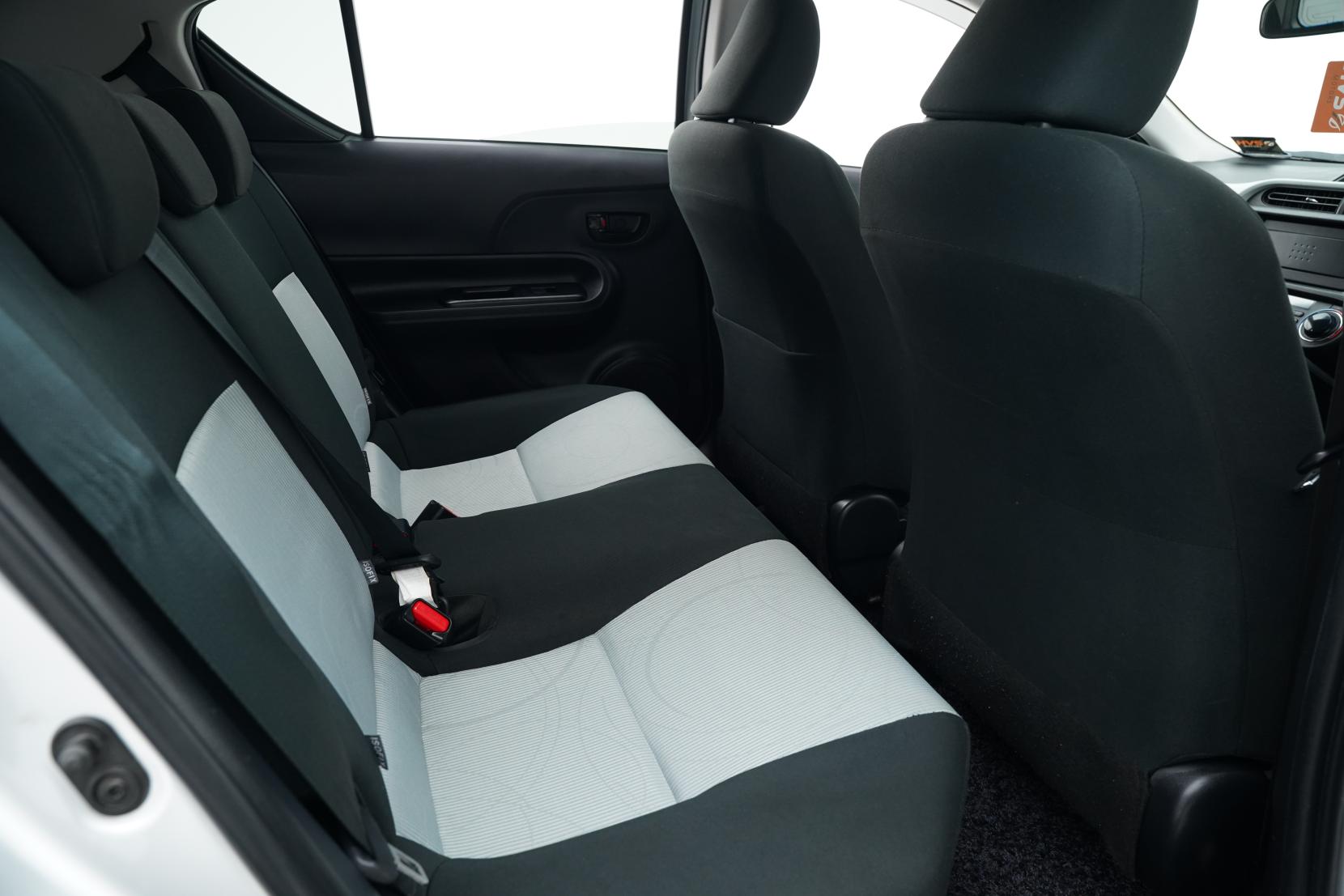 Toyota Aqua 1.5 S Push Start