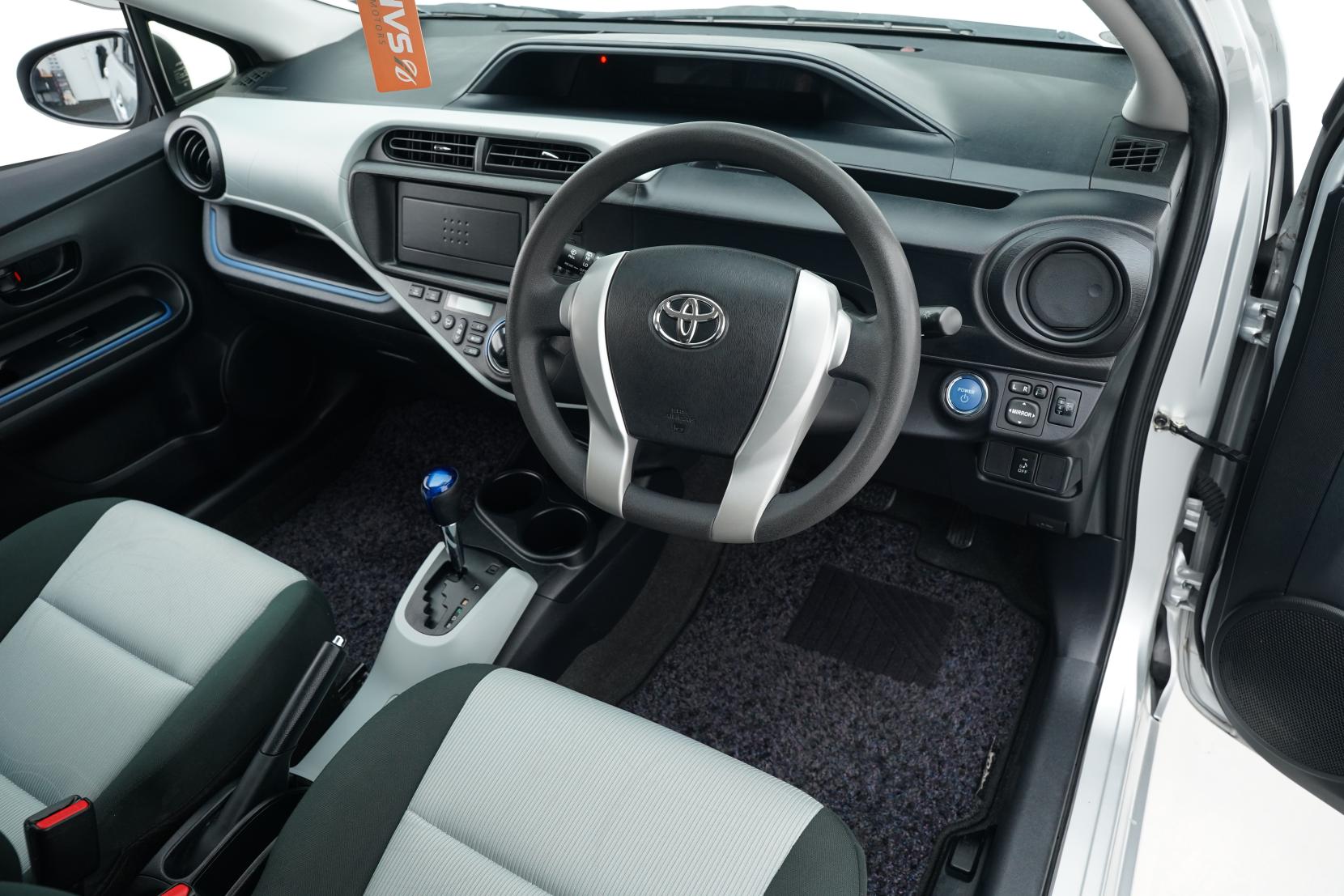 Toyota Aqua 1.5 S Push Start
