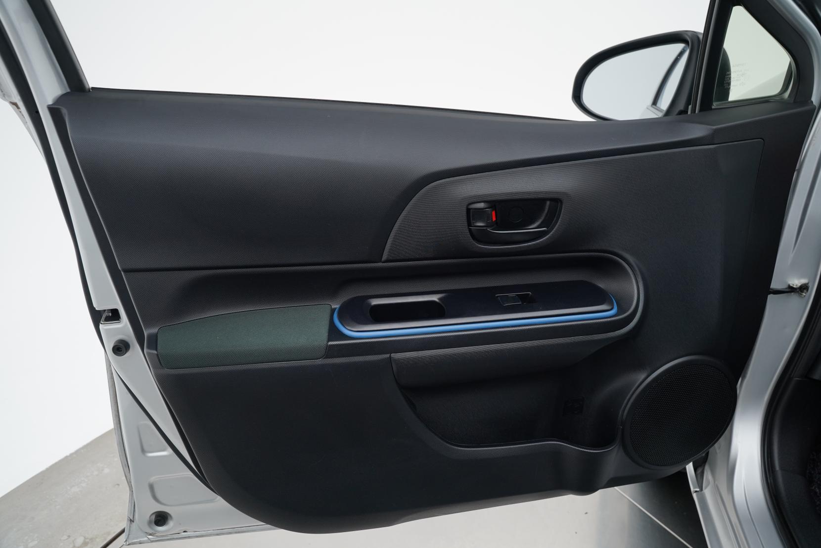 Toyota Aqua 1.5 S Push Start