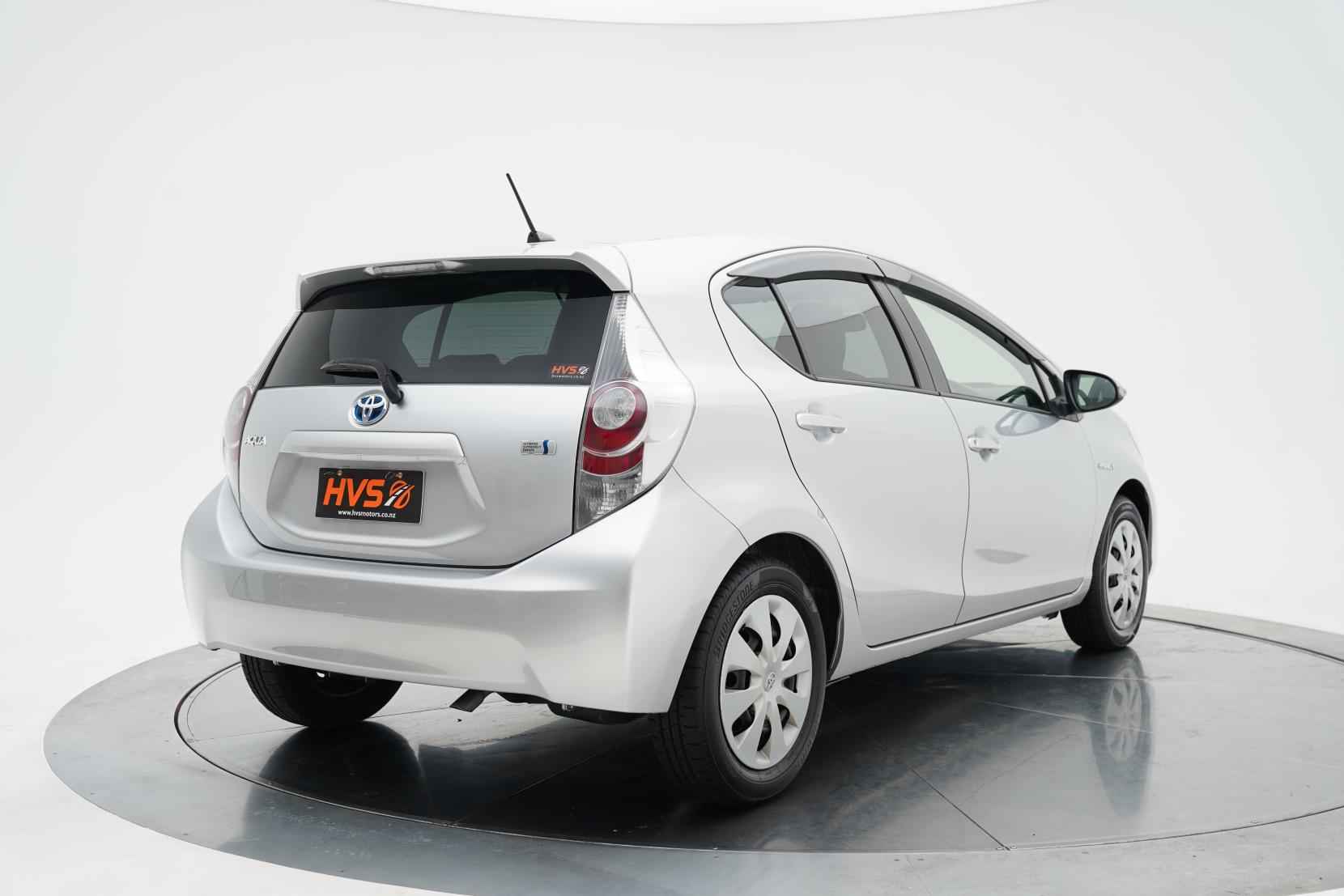 Toyota Aqua 1.5 S Push Start