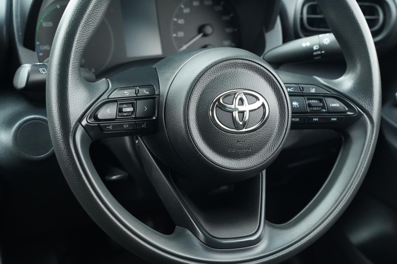 Toyota Aqua 1.5 Hybrid X