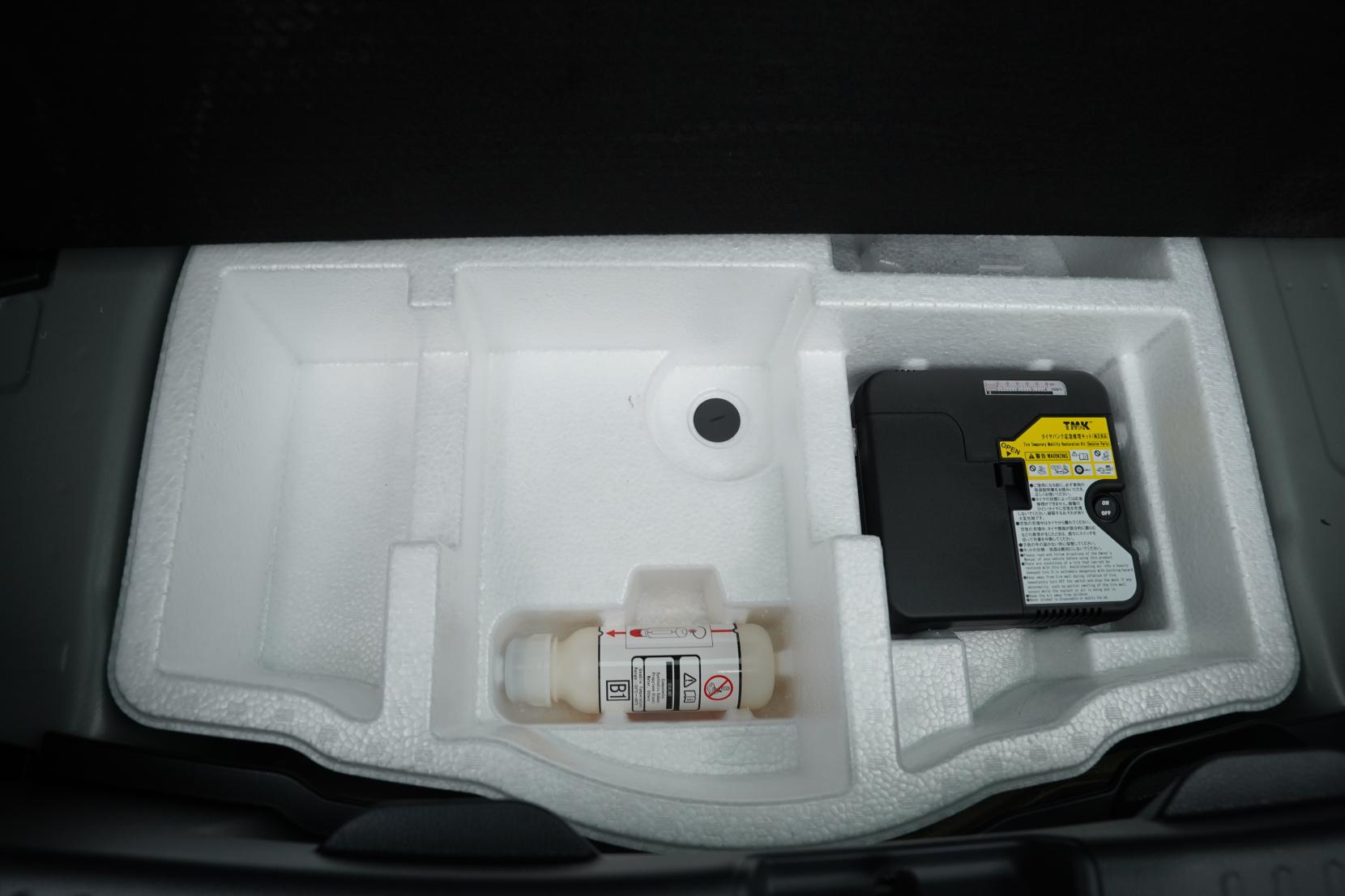 Toyota Aqua 1.5 Hybrid X