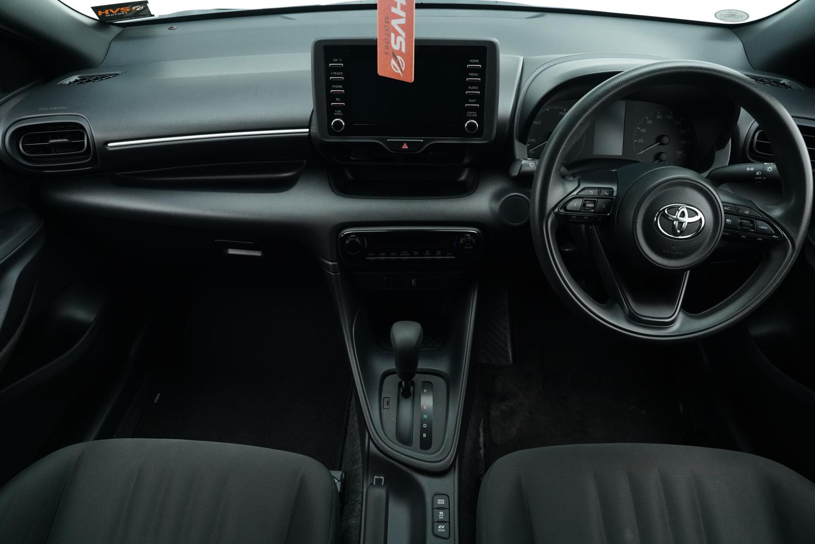 Toyota Aqua 1.5 Hybrid X