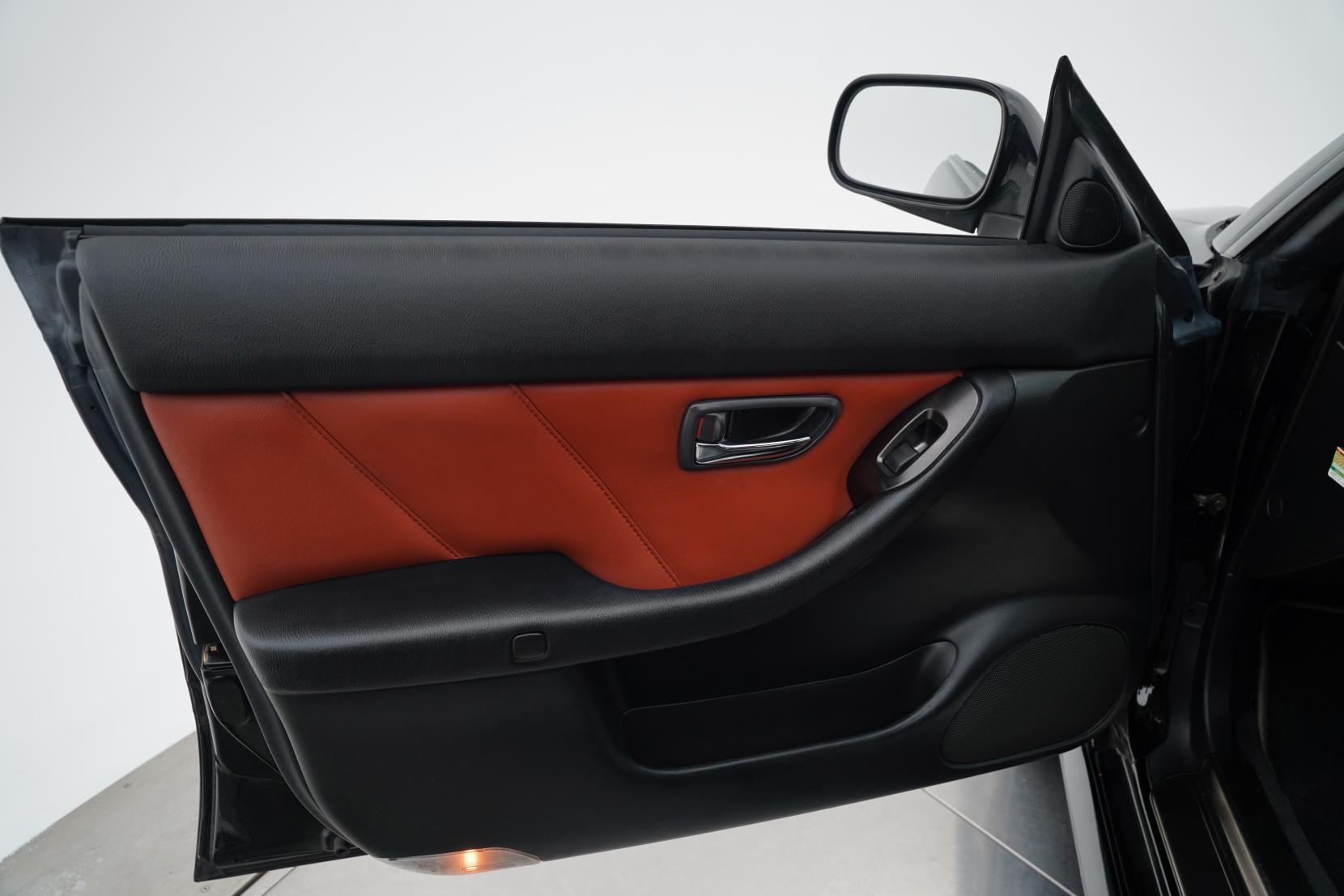 Subaru Legacy 2.0 B4 Blitzen Leather Heated