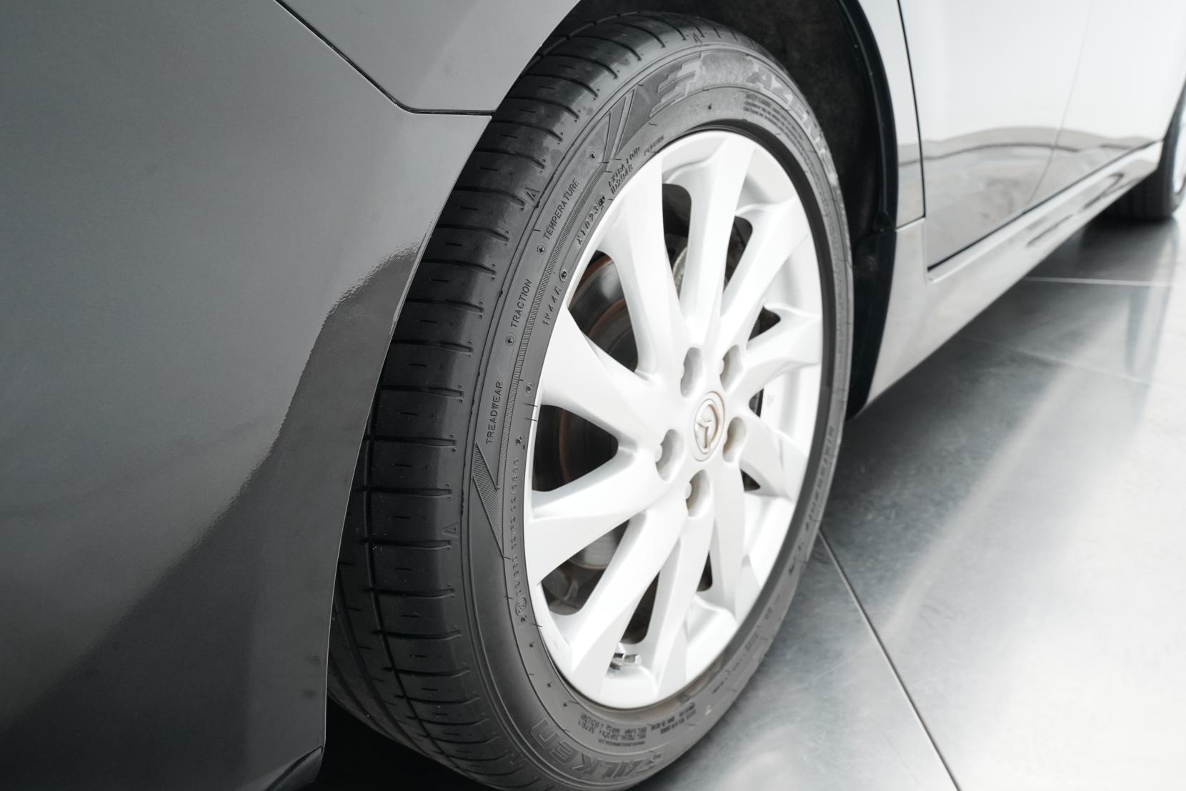 Mazda Atenza 2.5 25EX Sport Wagon