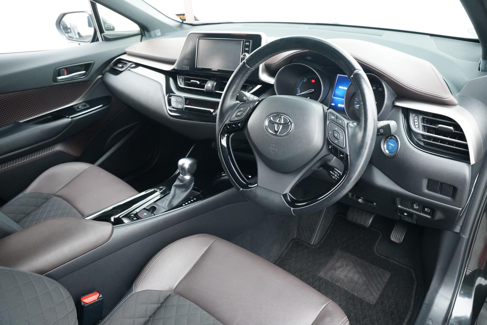 Toyota C-HR 1.8 G Hybrid