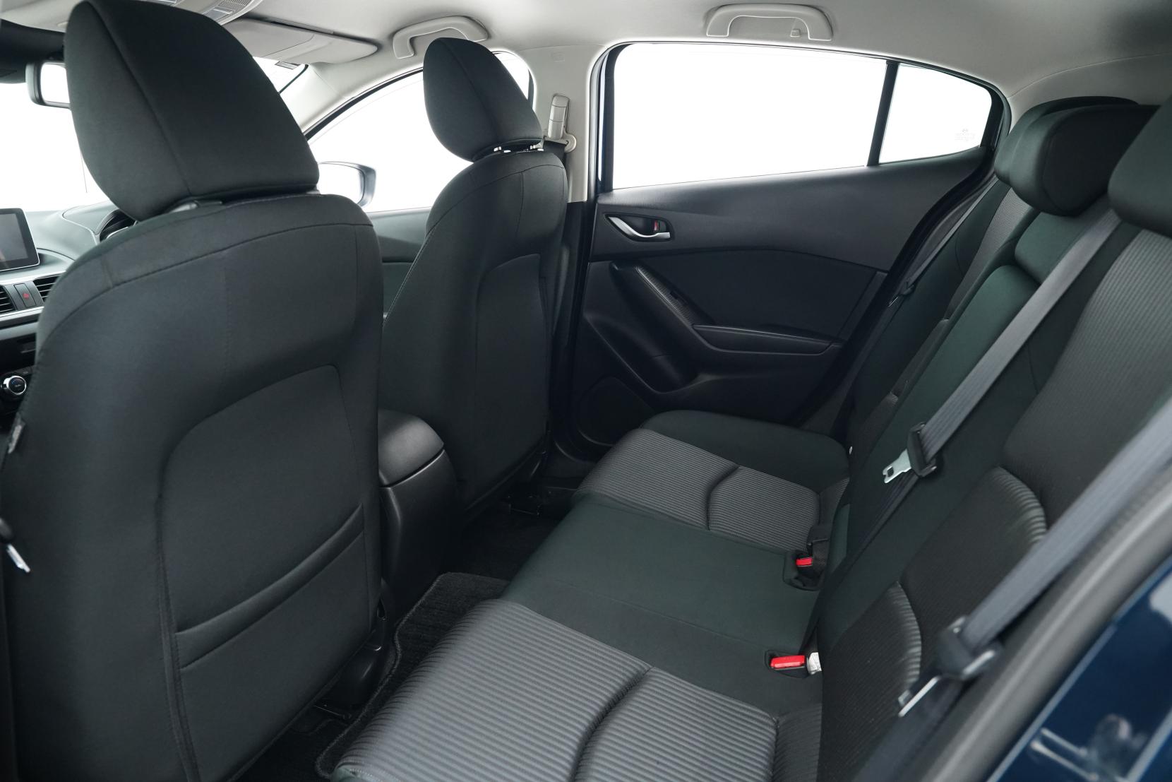 Mazda Axela 2.0 SPORT 20S TOURING