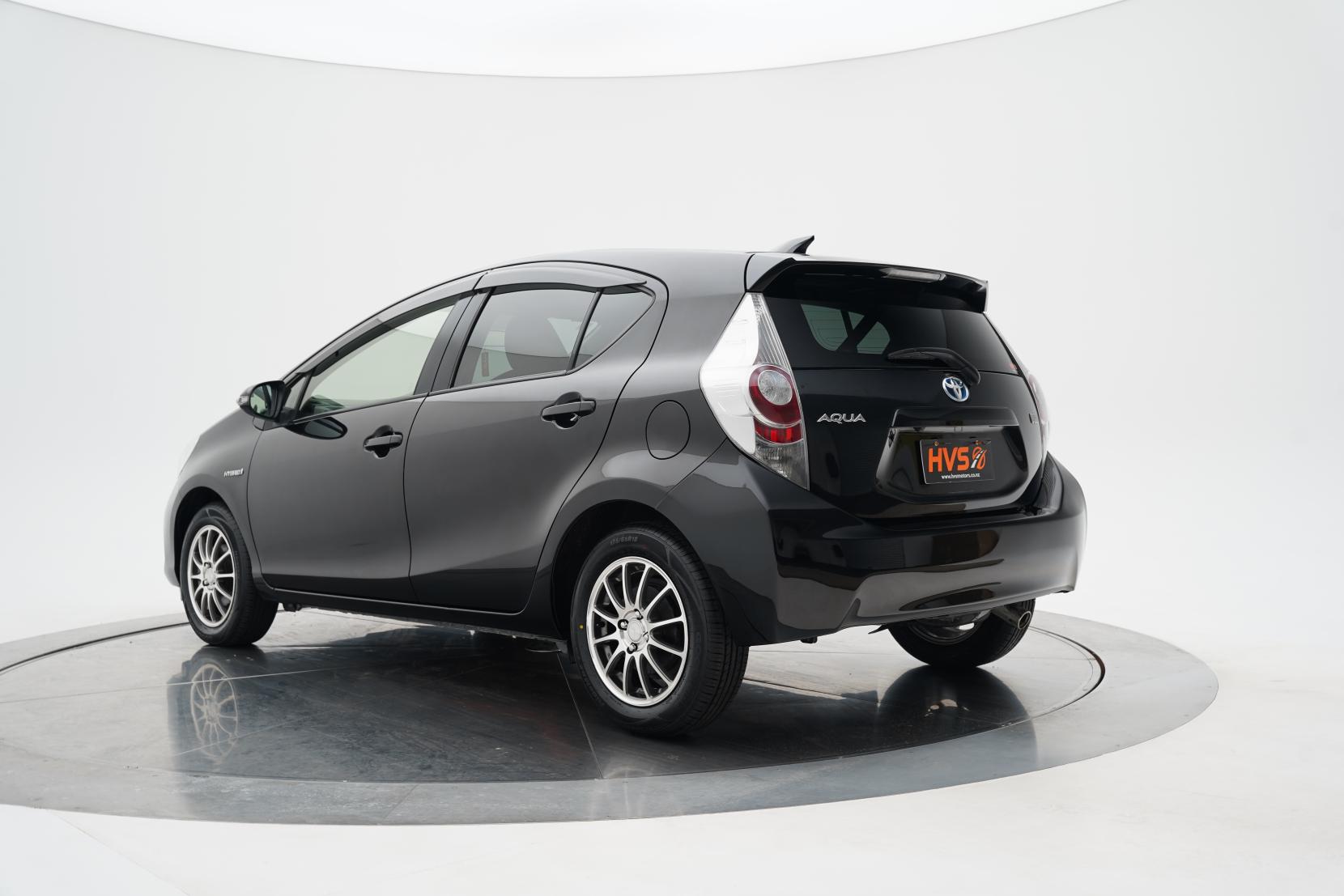 Toyota Aqua 1.5 Hybrid S