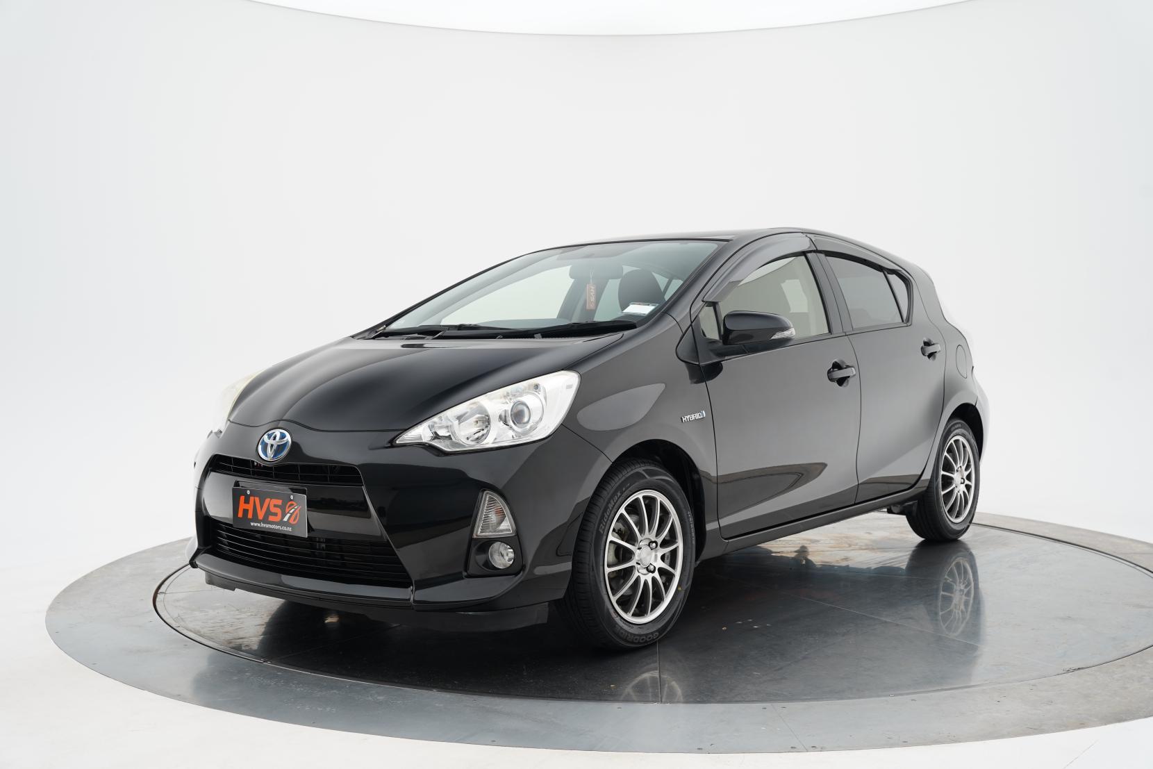 Toyota Aqua 1.5 Hybrid S