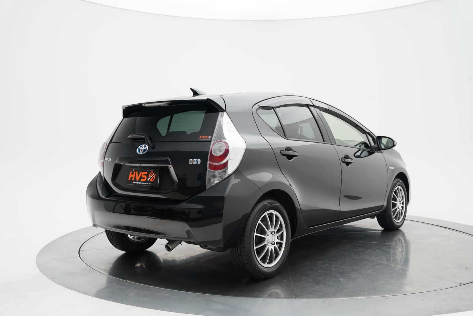 Toyota Aqua 1.5 Hybrid S