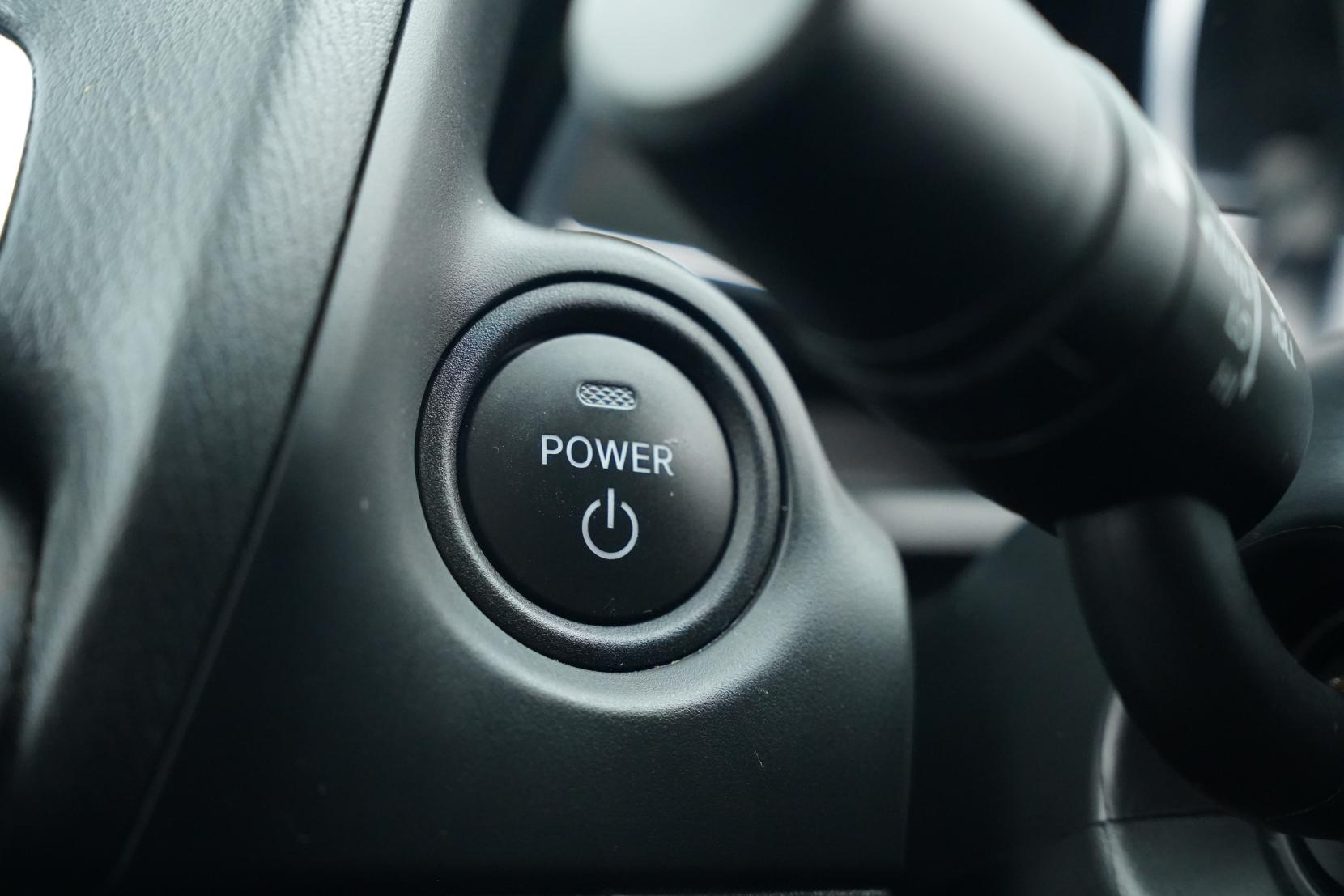 Mazda Axela Hybrid S