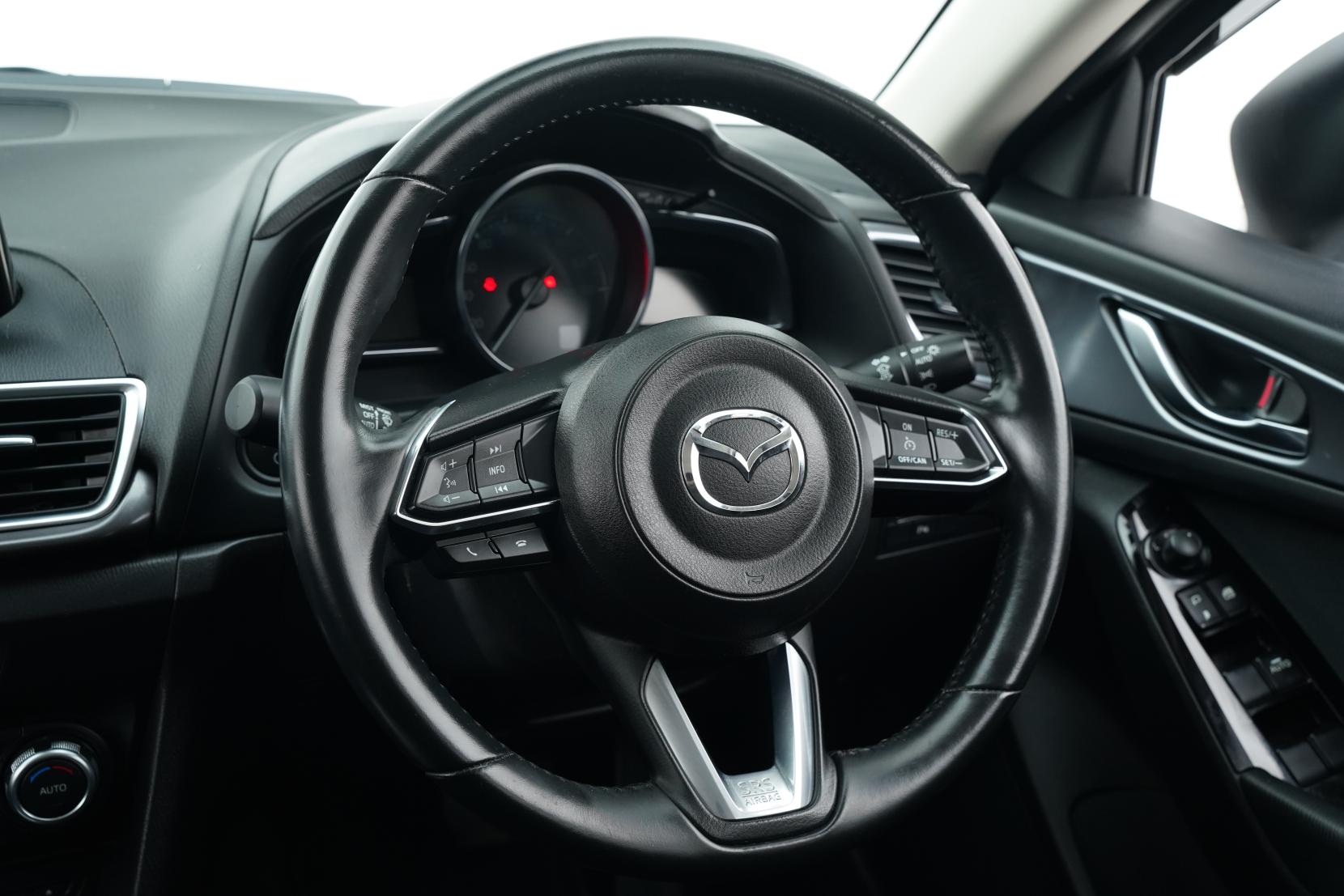 Mazda Axela Hybrid S