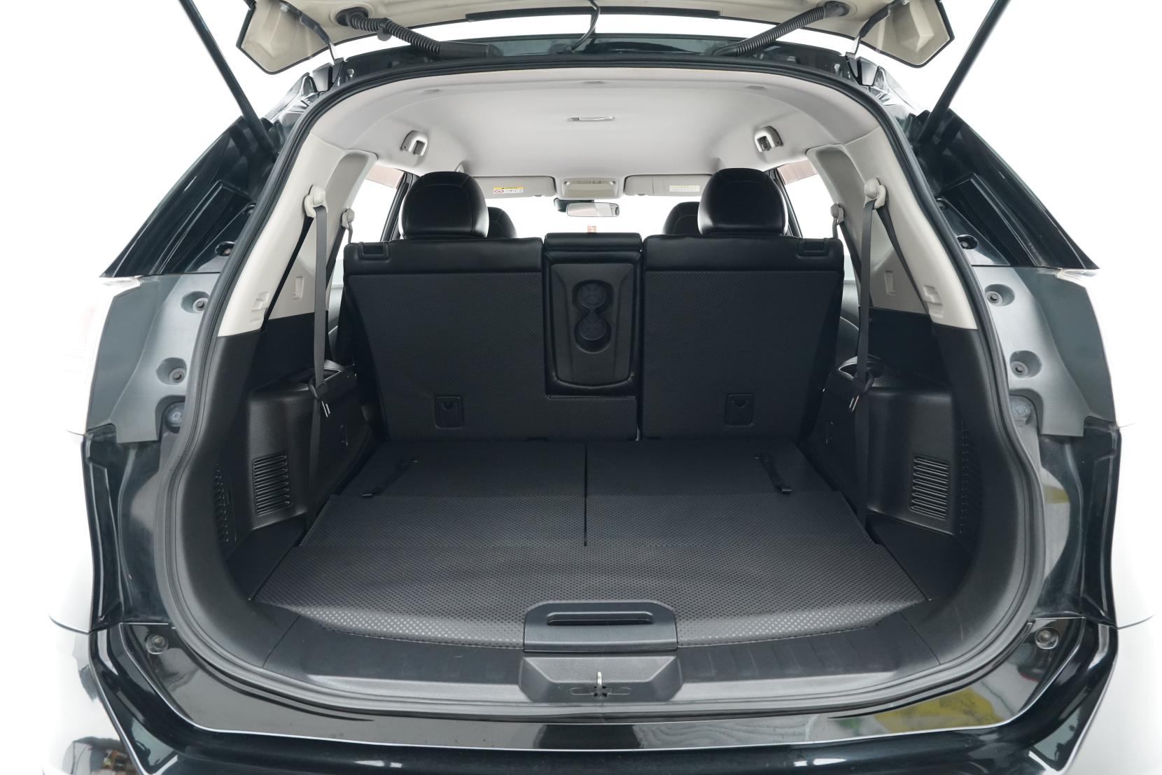 Nissan X-TRAIL 2.0 20X 4WD 7 Seater