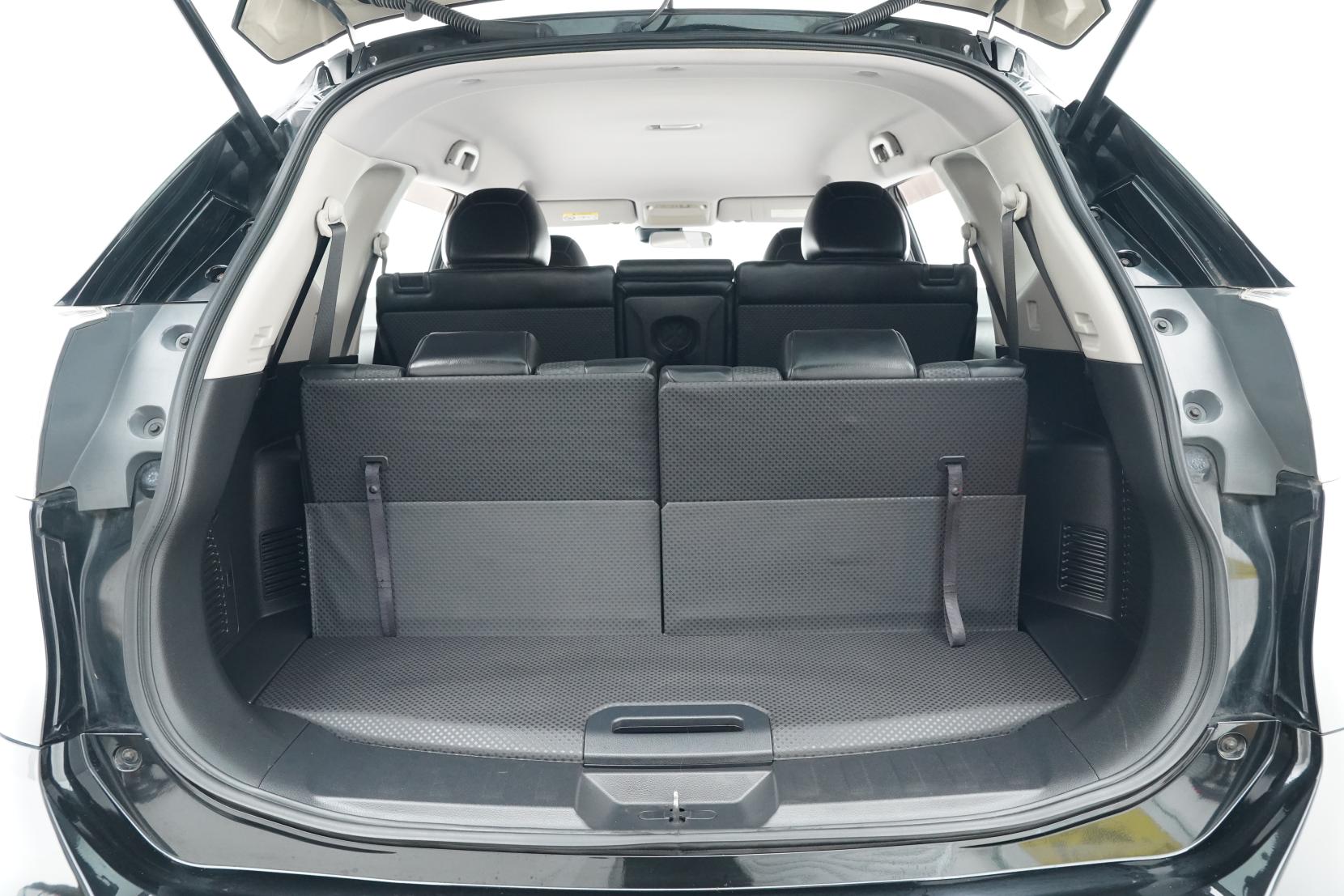 Nissan X-TRAIL 2.0 20X 4WD 7 Seater