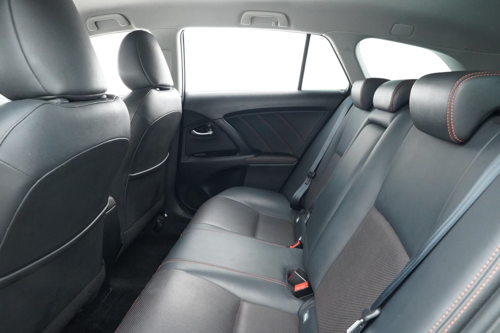 Toyota Avensis 2.0 WAGON LI