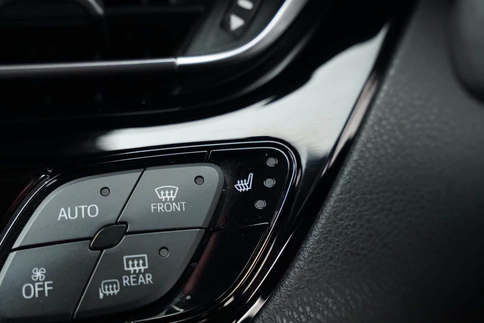 Toyota C-HR 1.8 G Hybrid Facelift