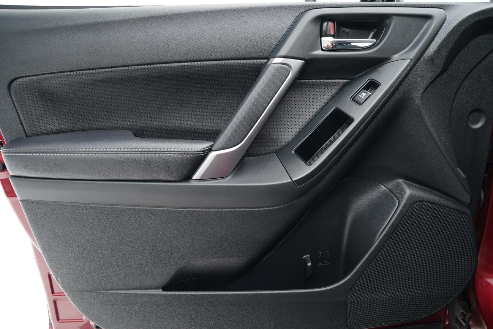 Subaru Forester 2.0 4WD 2.0XT EYESIGHT