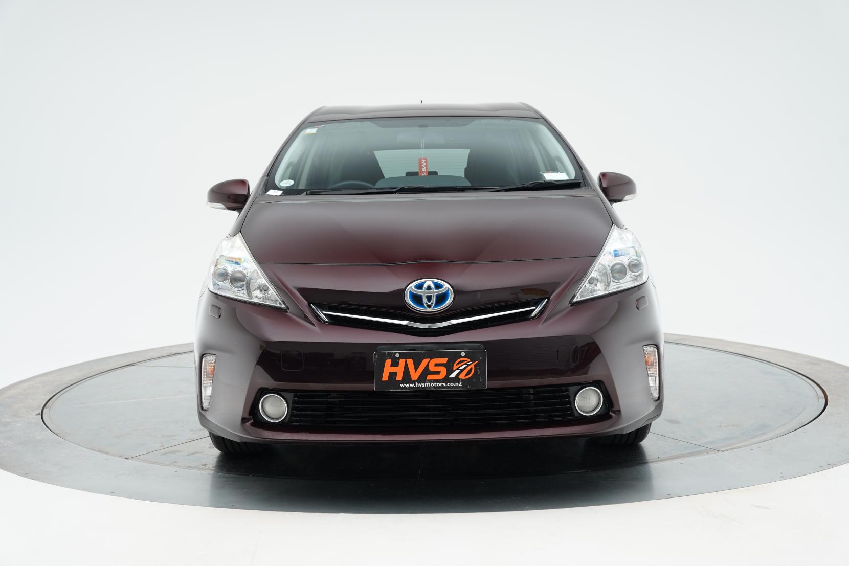 Toyota Prius Alpha S 5 Seater