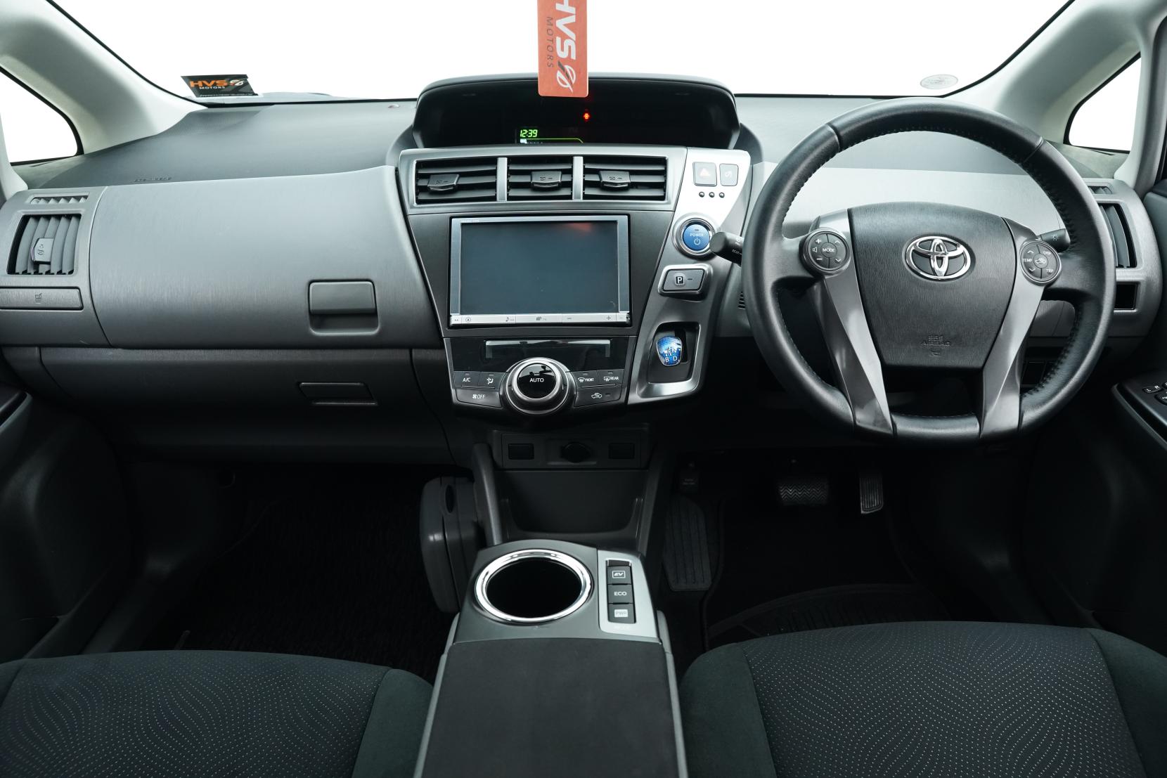 Toyota Prius Alpha S 5 Seater