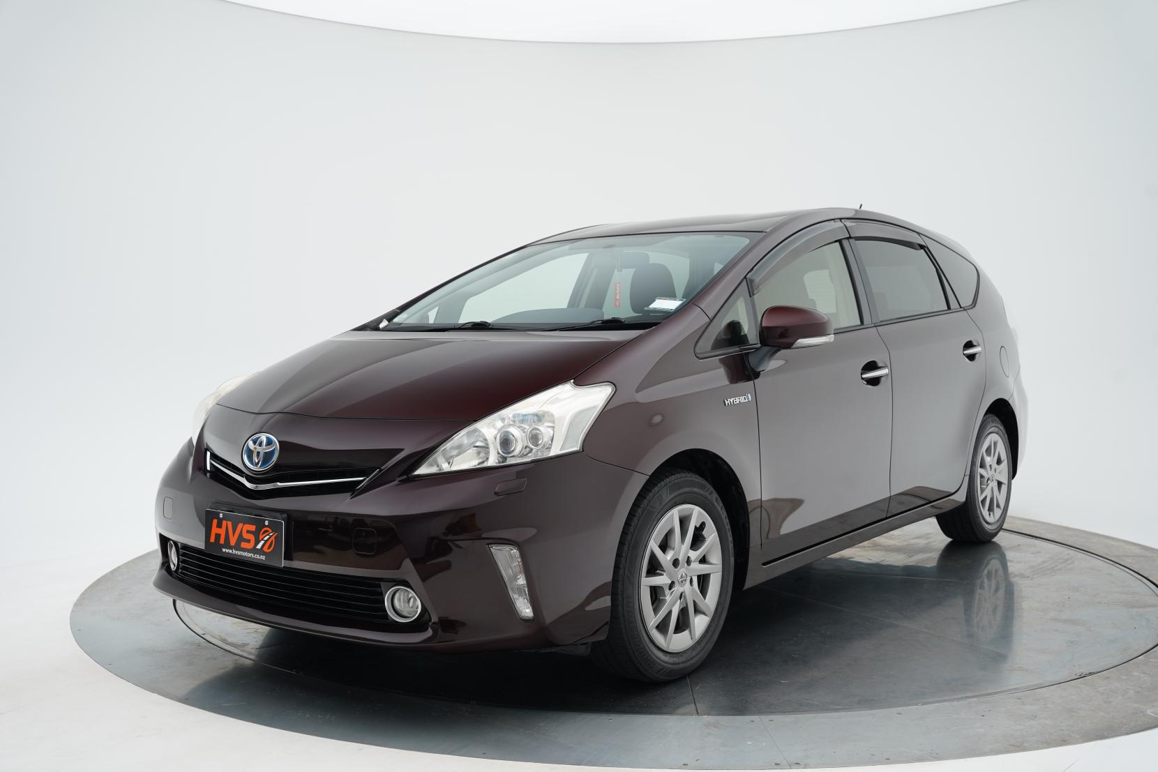 Toyota Prius Alpha Wagon S