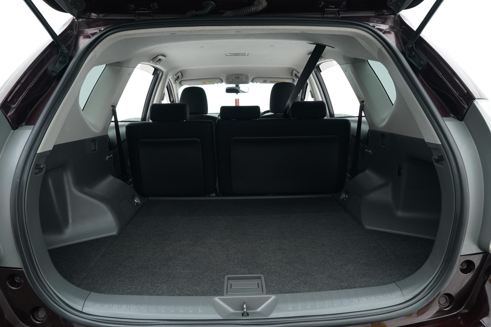 Toyota Prius Alpha Wagon S