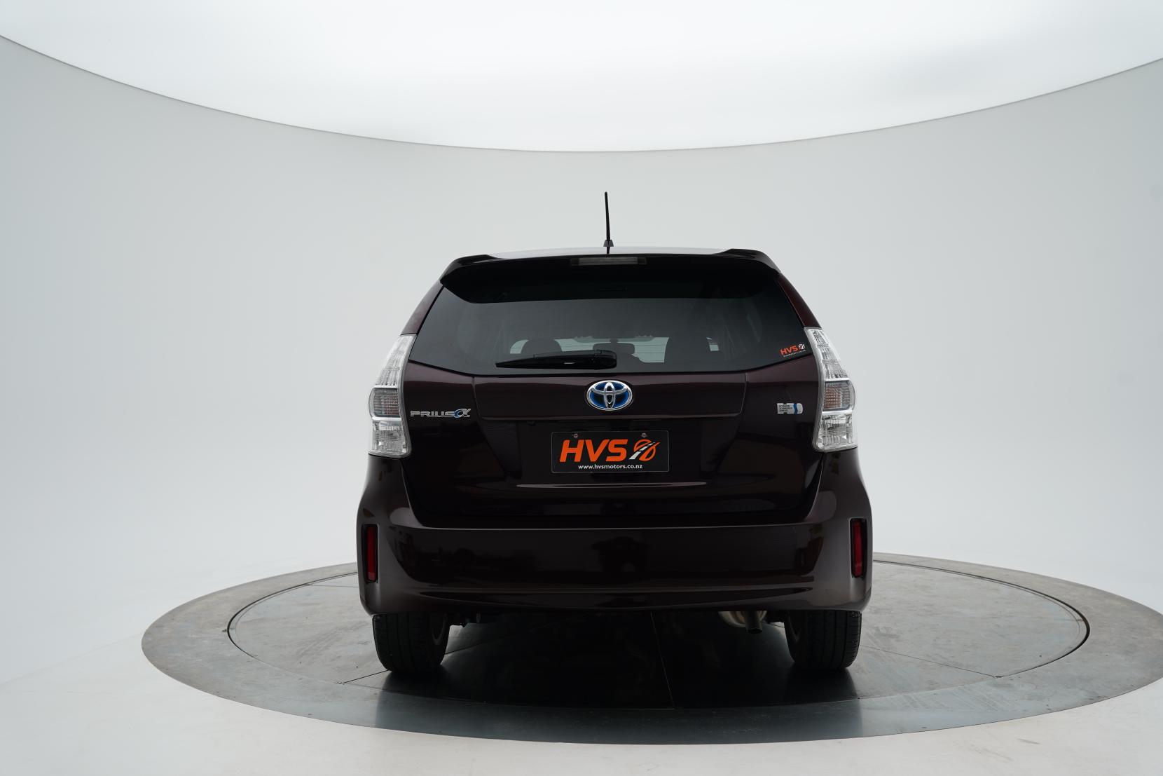 Toyota Prius Alpha Wagon S