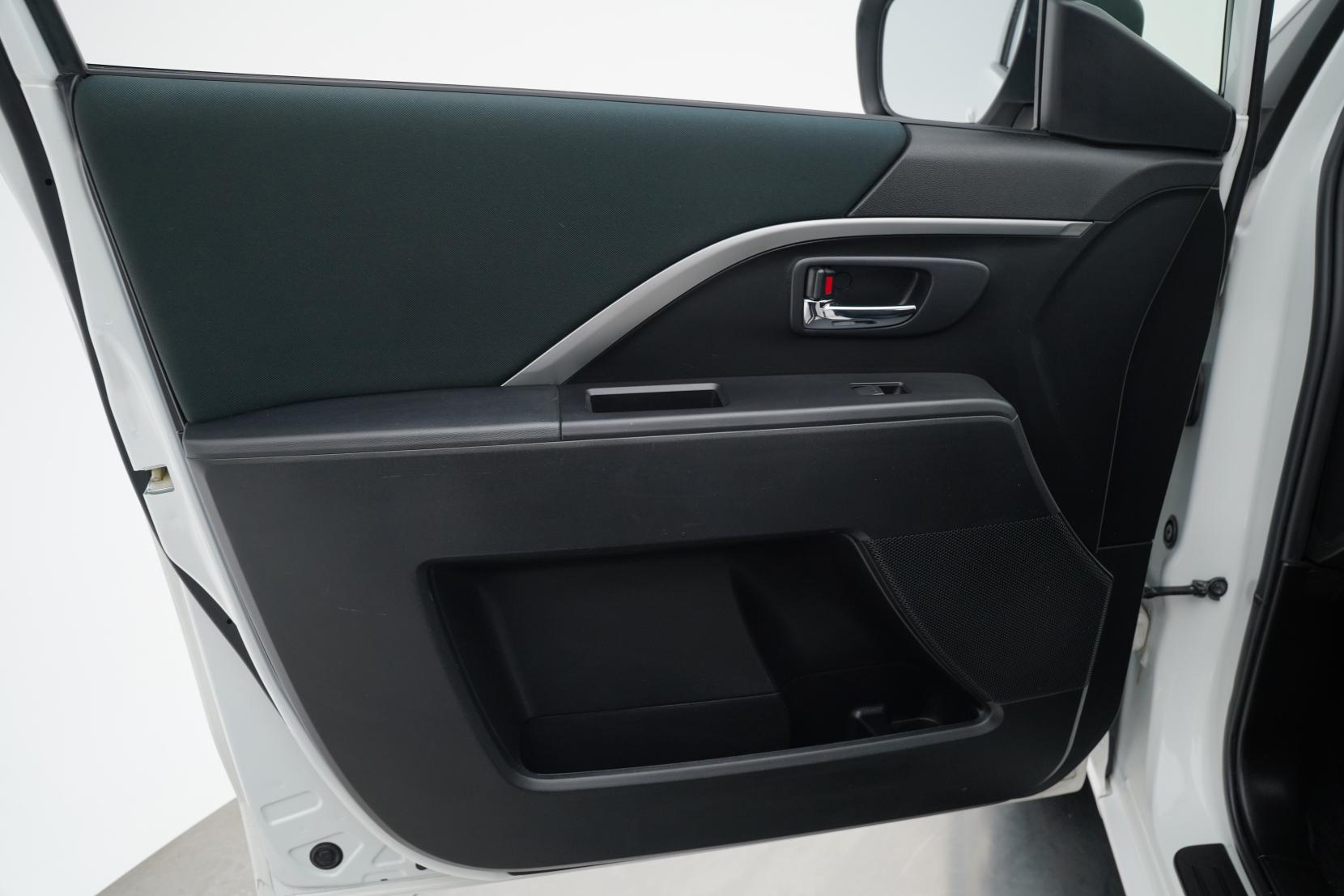 Mazda Premacy 2.0 20C- SKYACTIVE