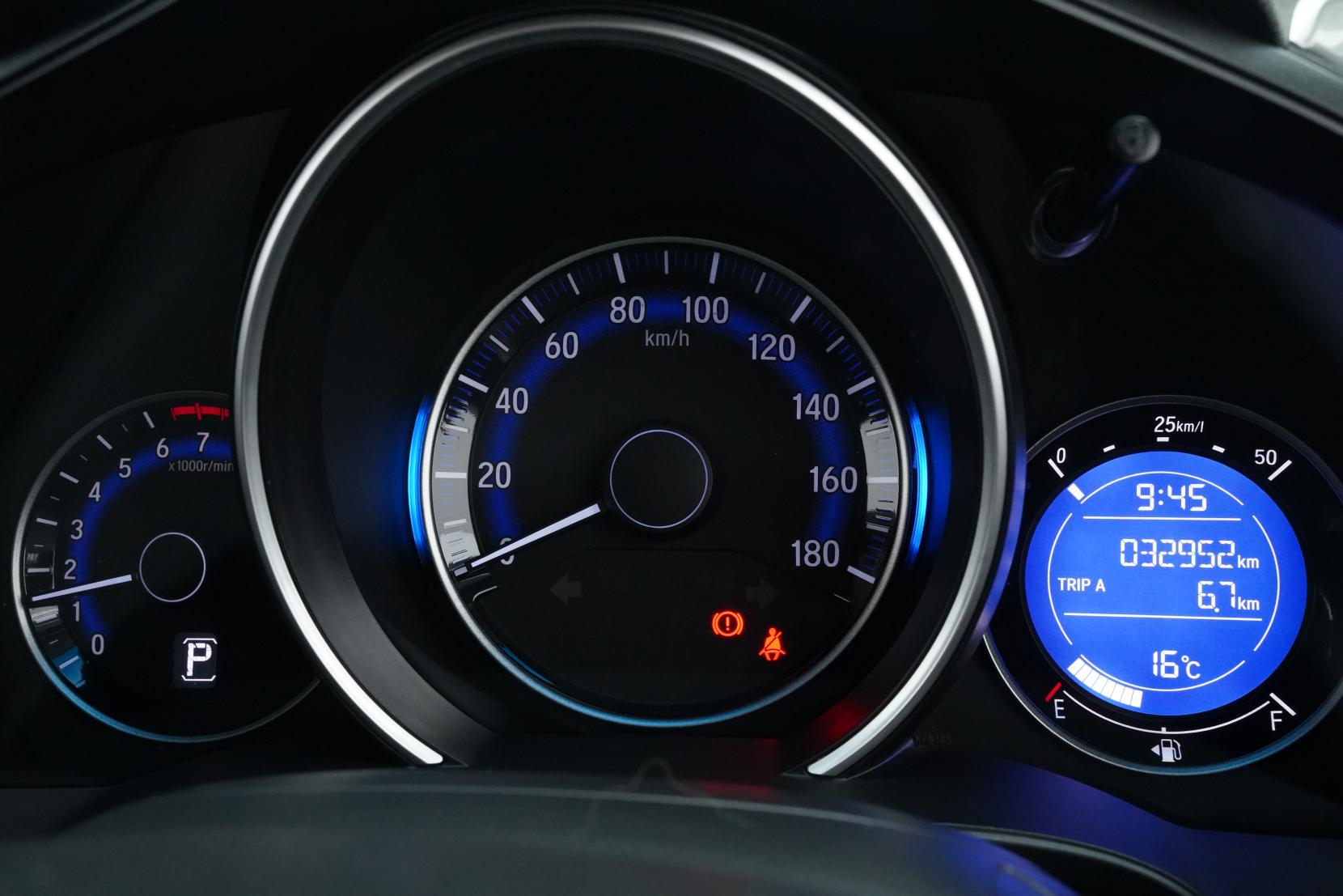 Honda Fit ARIA 13G F PACKAGE
