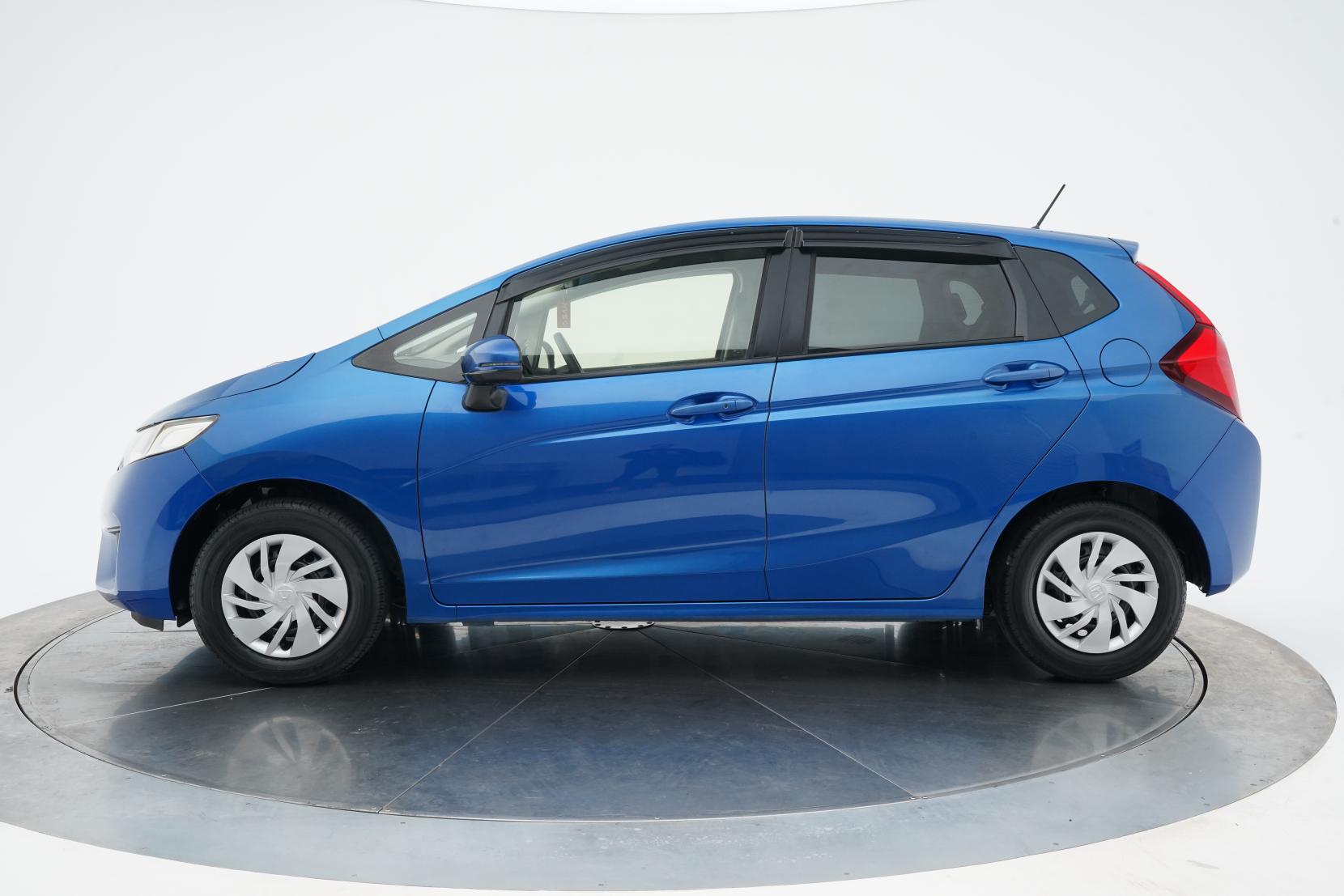 Honda Fit ARIA 13G F PACKAGE