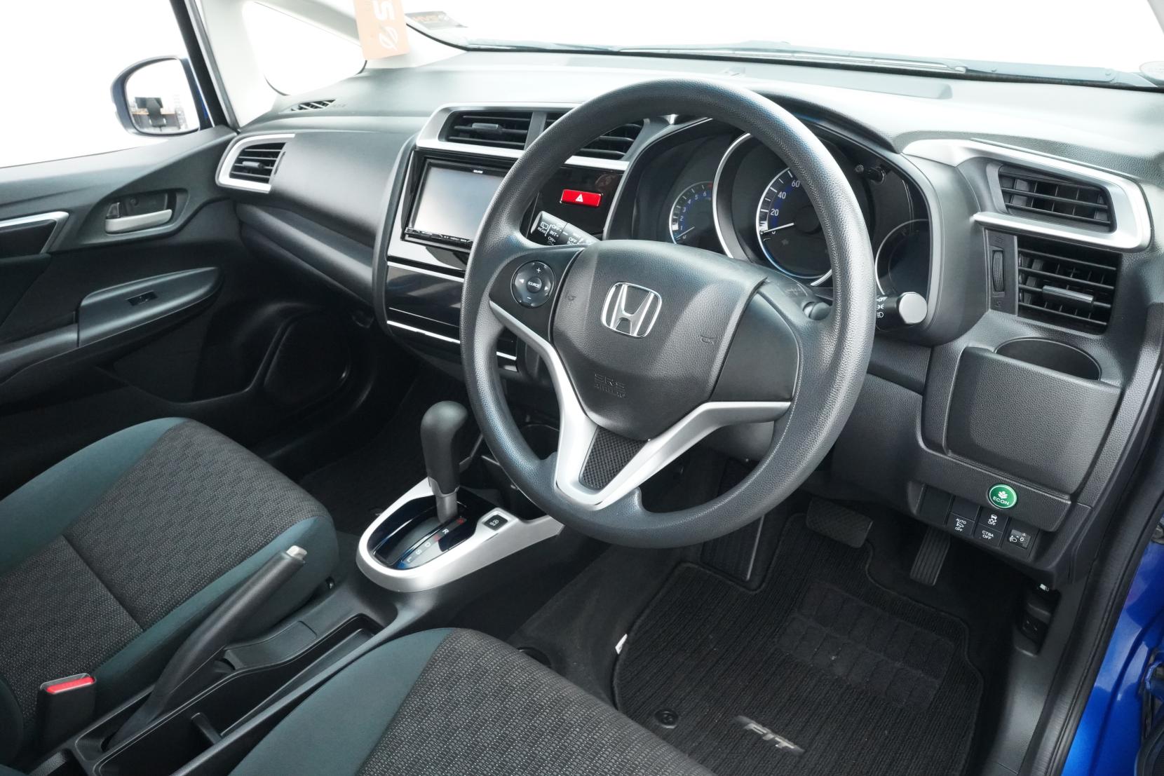 Honda Fit ARIA 13G F PACKAGE