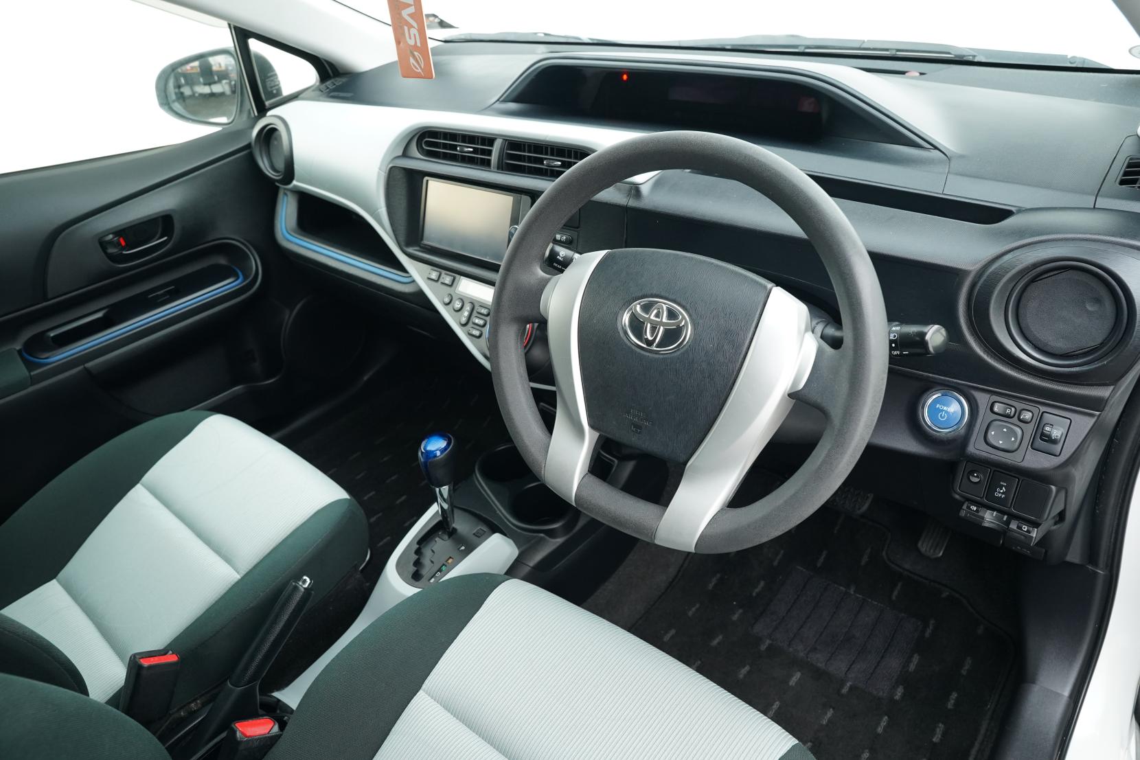 Toyota Aqua 1.5 Aqua II (facelift 2025) S Push Start