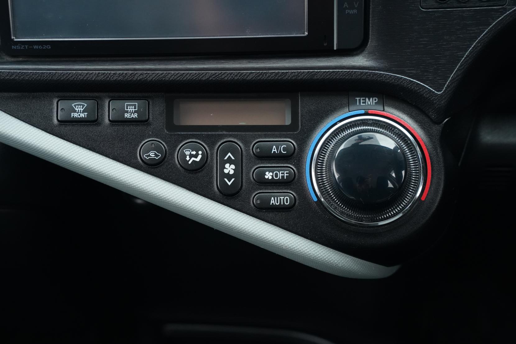 Toyota Aqua 1.5 Aqua II (facelift 2025) S Push Start