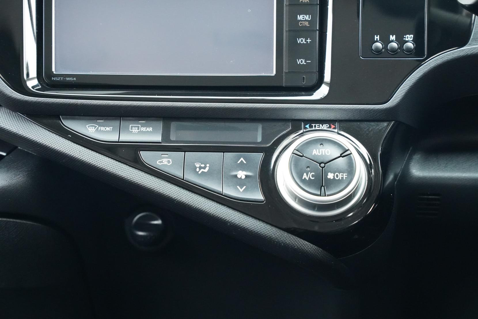 Toyota Aqua 1.5 G BLACK SOFT LEATHER SELECTION