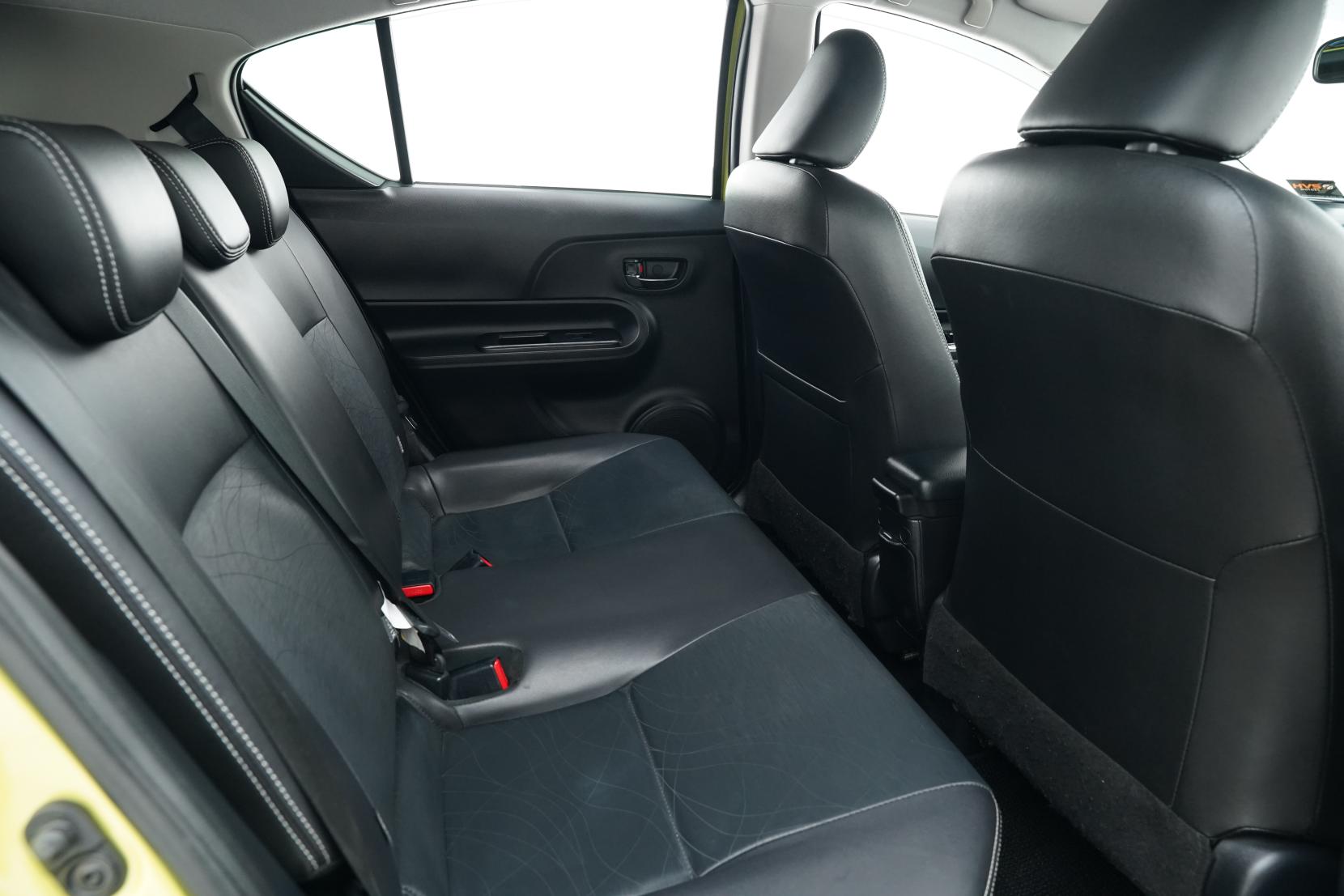 Toyota Aqua 1.5 G BLACK SOFT LEATHER SELECTION