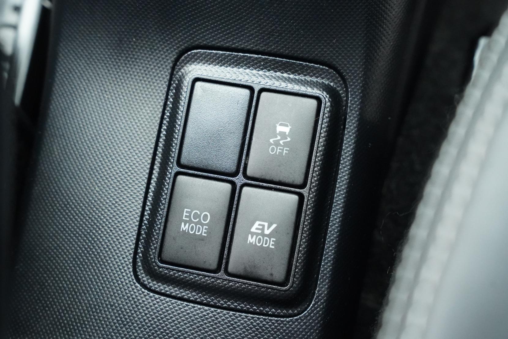 Toyota Aqua 1.5 G BLACK SOFT LEATHER SELECTION