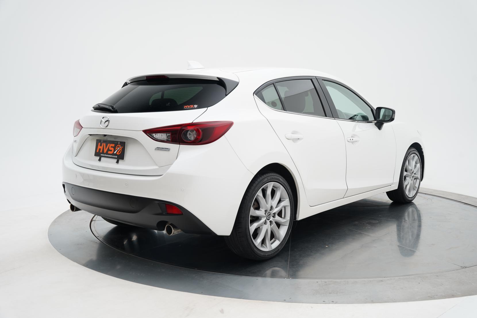 Mazda Axela 2.0 20S Touring L Package