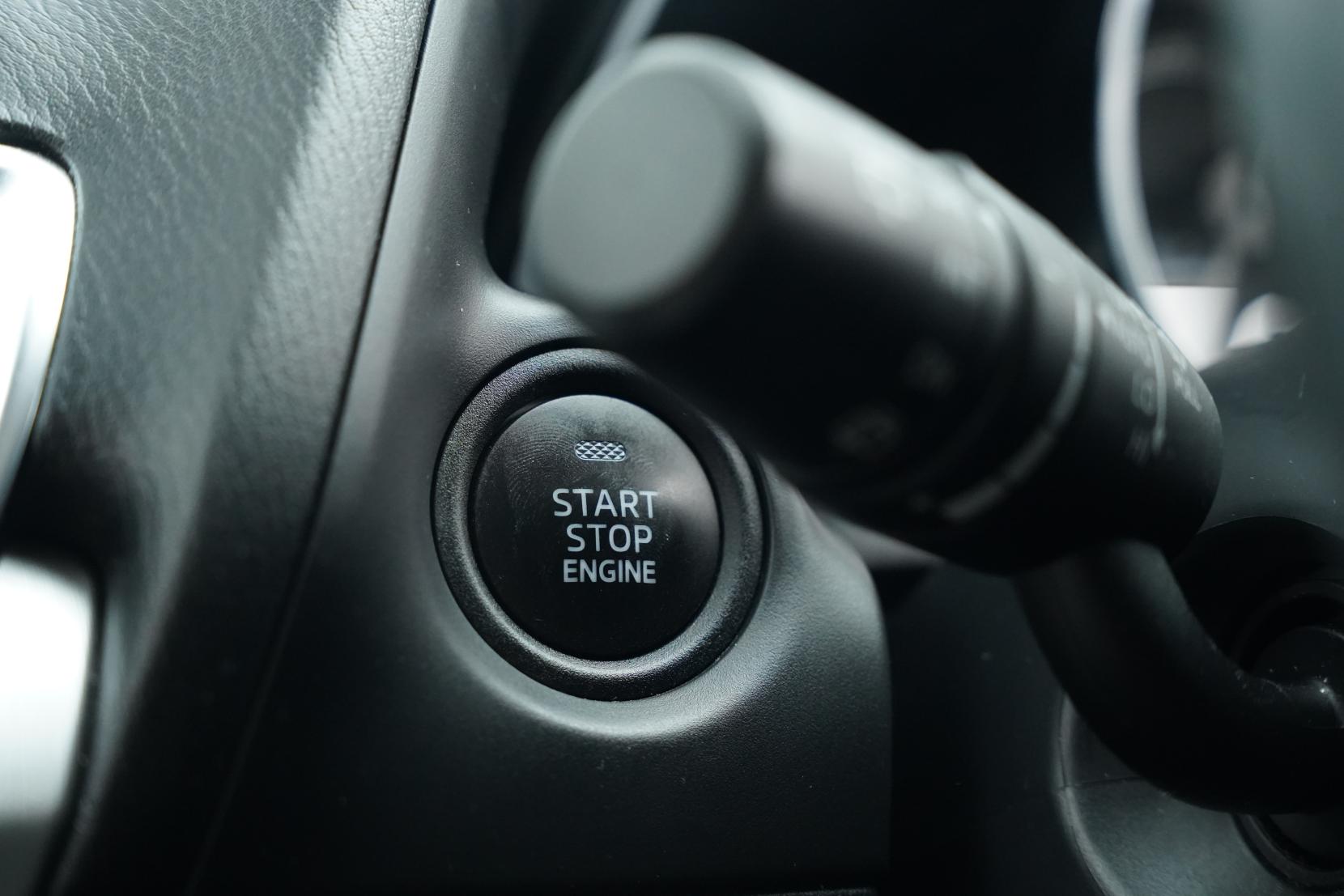 Mazda Axela 2.0 20S Touring L Package