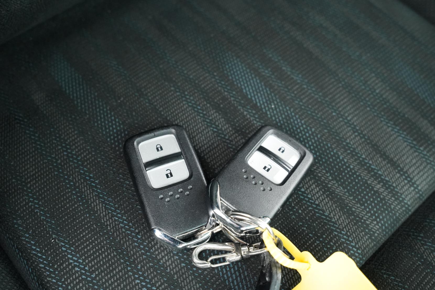 Honda Fit 1.5 HYBRID HONDA SENSING