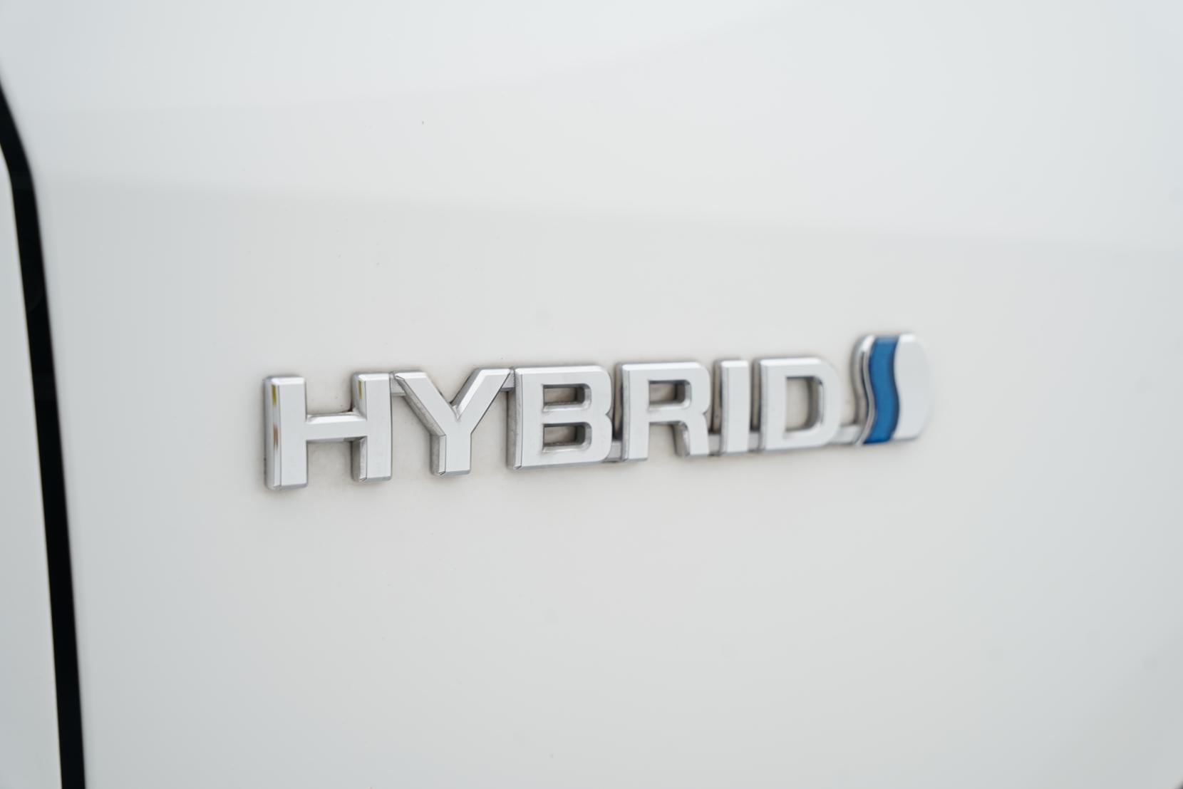 Toyota Corolla 1.8 TOURING HYBRID G-X