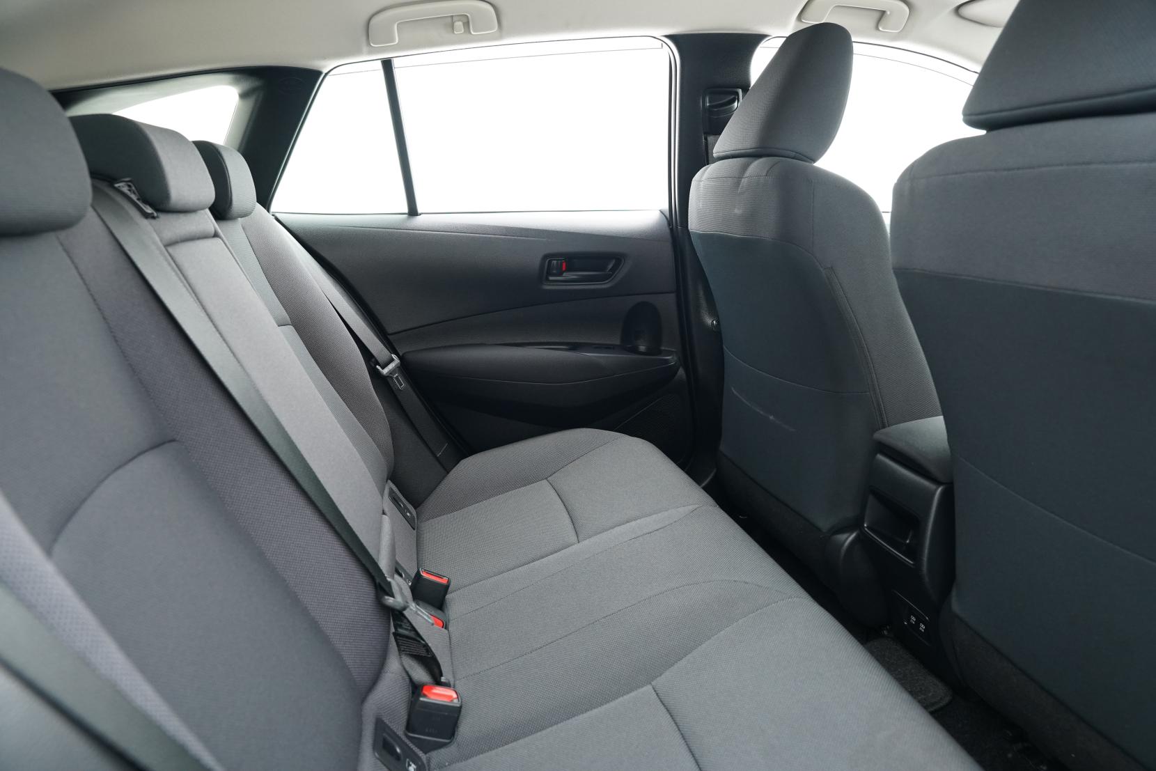 Toyota Corolla 1.8 TOURING HYBRID G-X