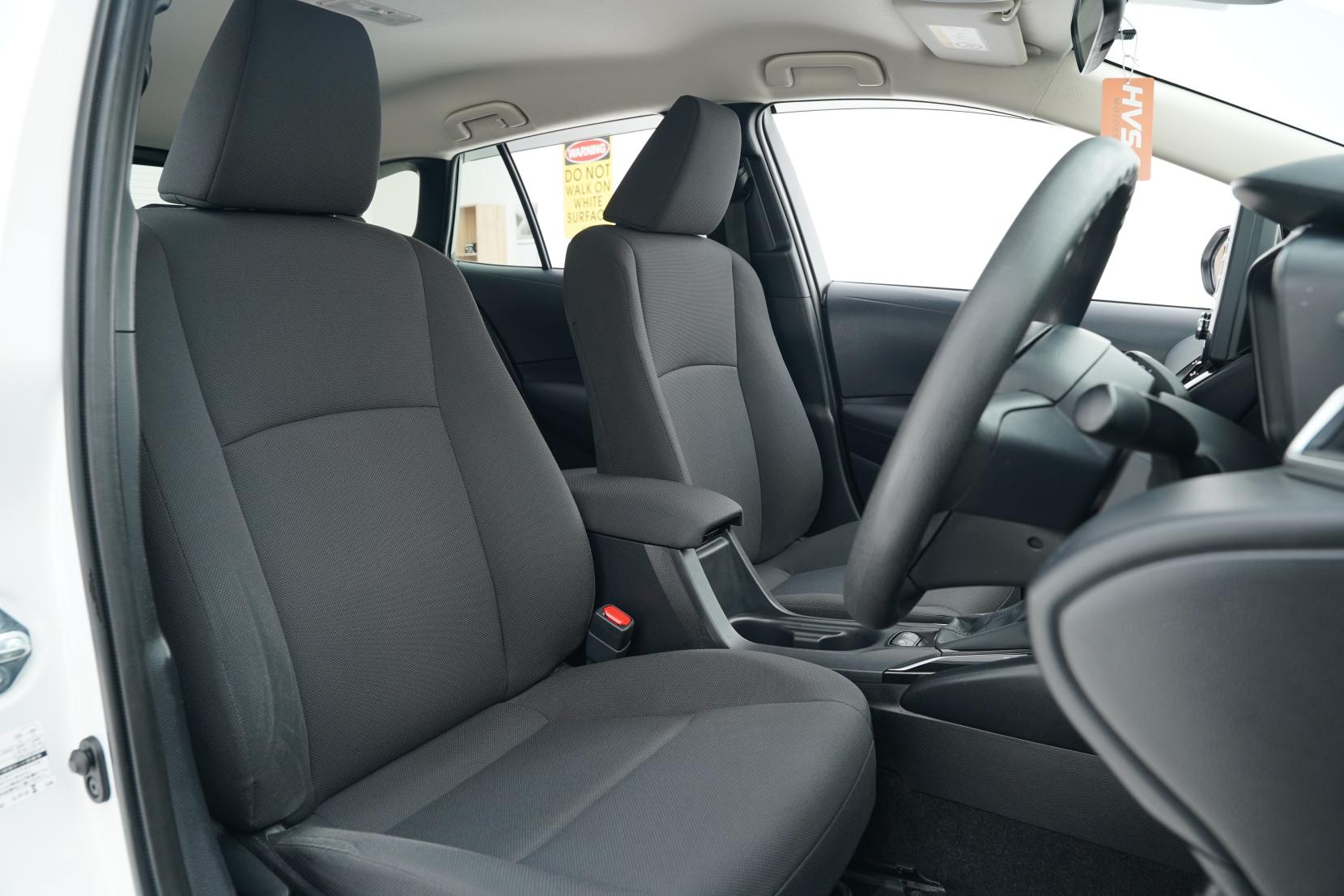 Toyota Corolla 1.8 TOURING HYBRID G-X