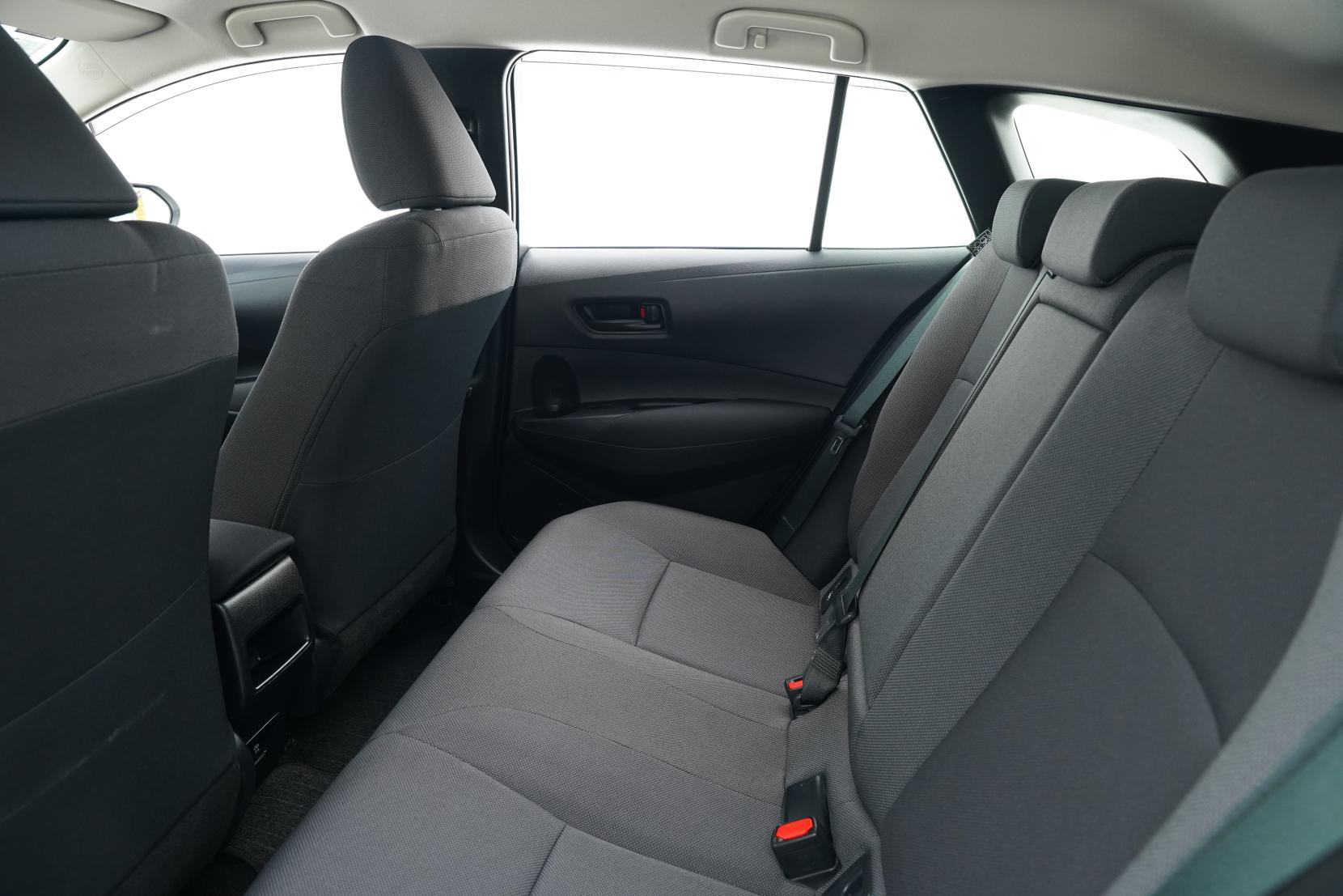 Toyota Corolla 1.8 TOURING HYBRID G-X