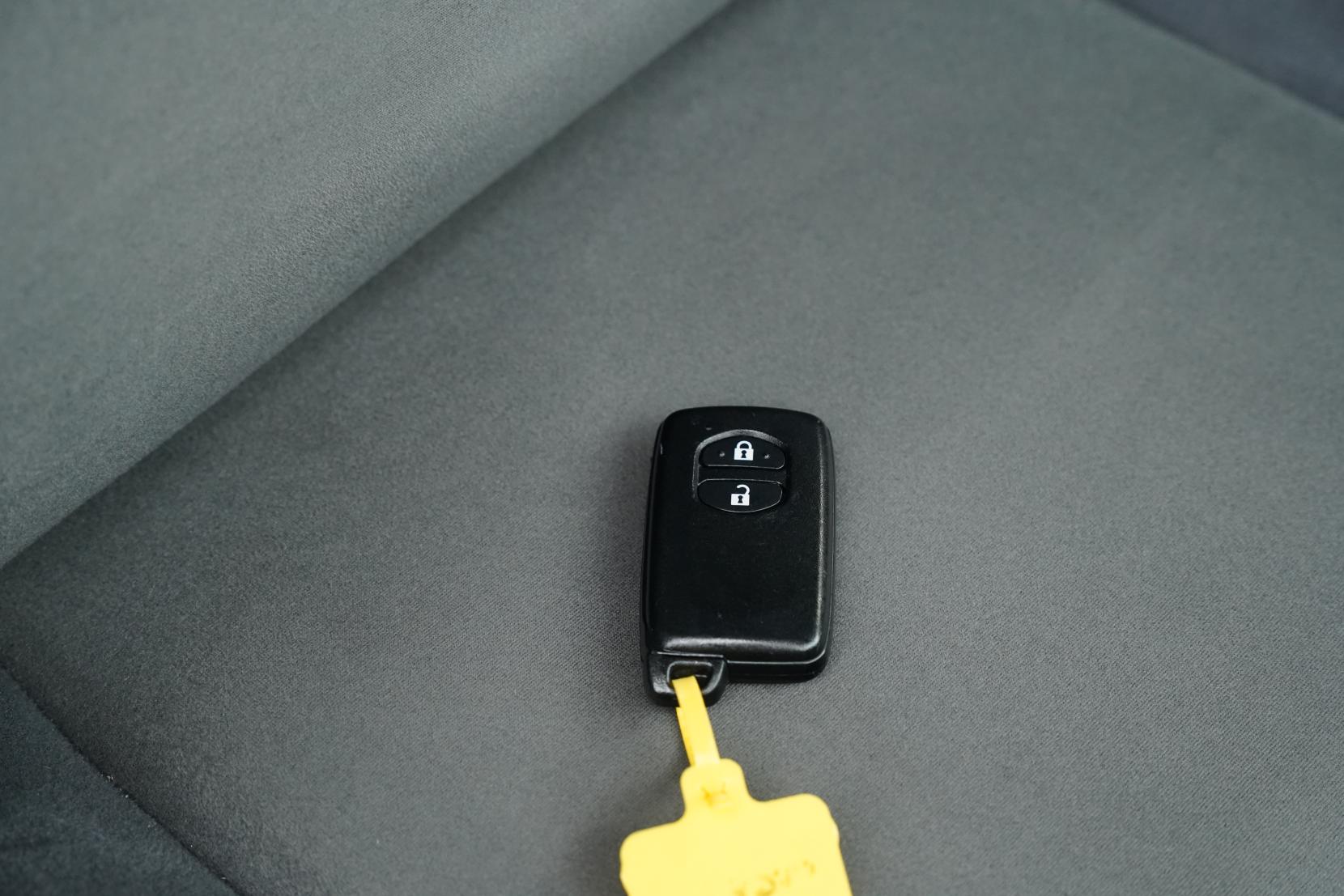 Toyota Prius 1.8 Alpha S 5 Seater