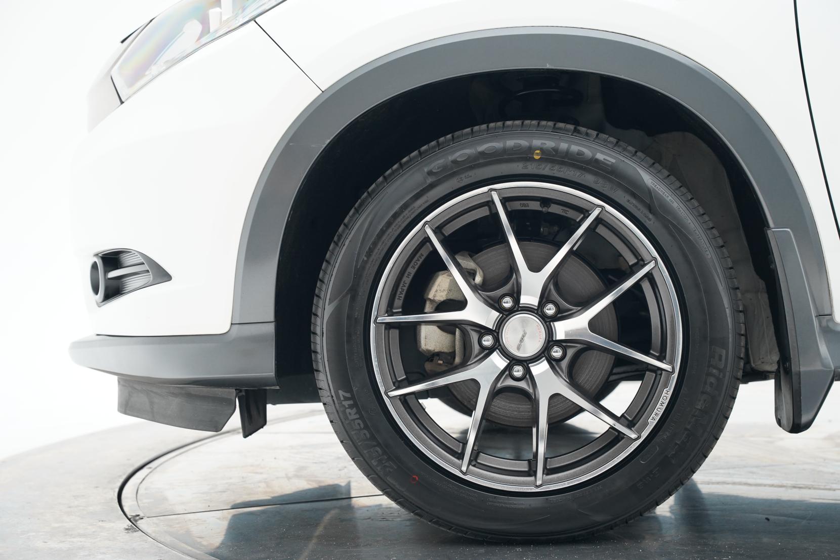 Honda Vezel HYBRID HYBRID X