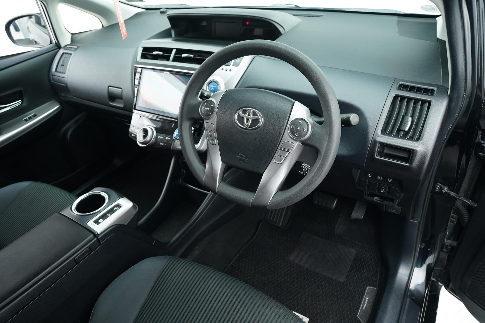 Toyota Prius 1.8 Alpha S Facelift