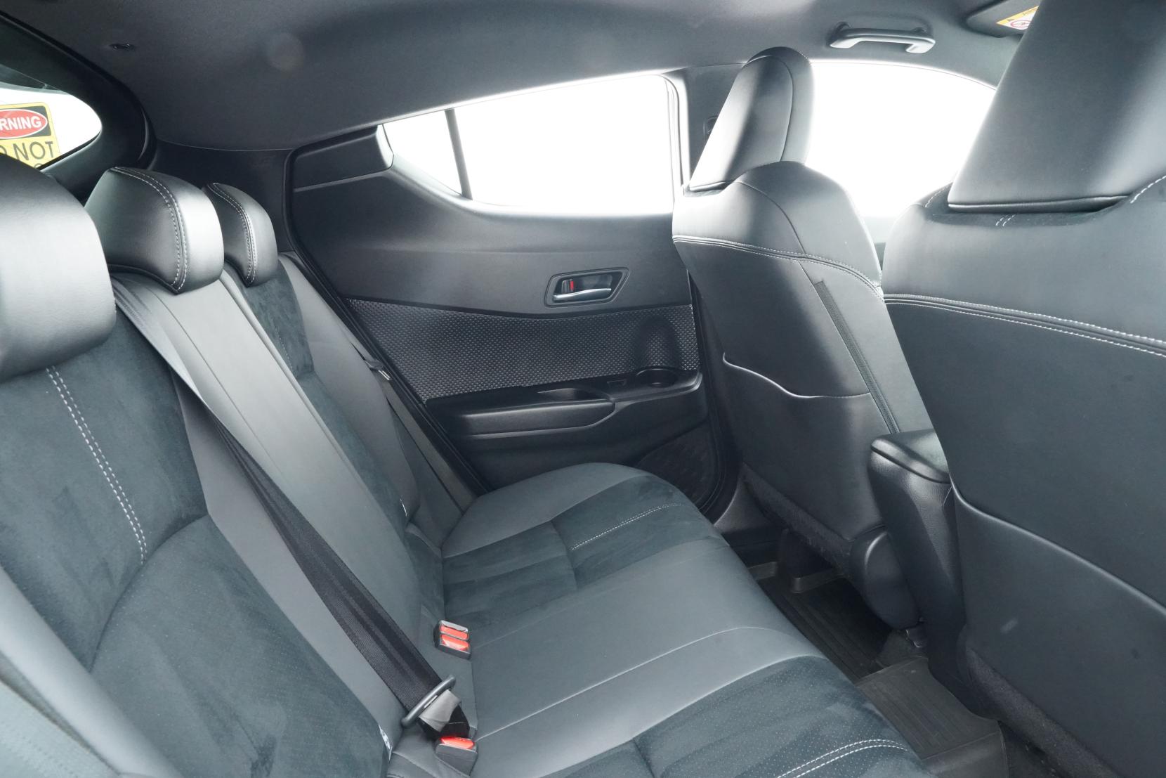 Toyota C-HR 1.8 GR SPORT HYBRID