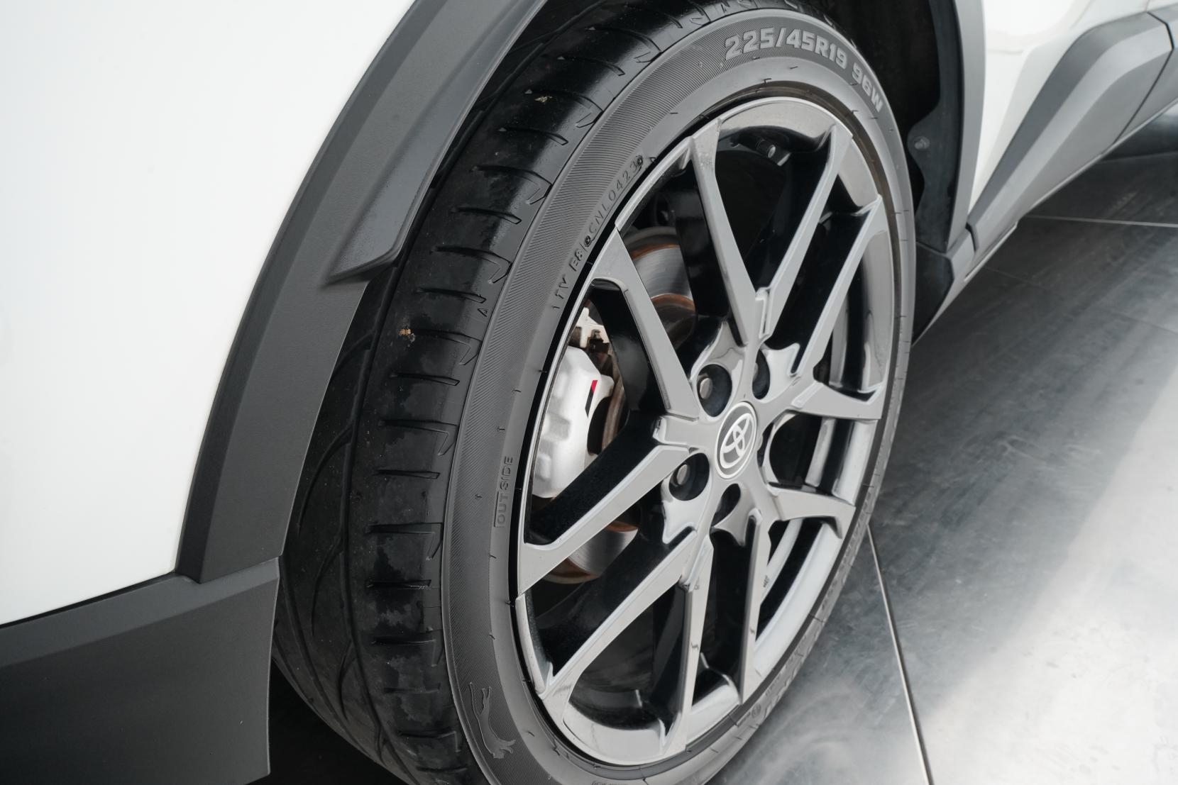 Toyota C-HR 1.8 GR SPORT HYBRID